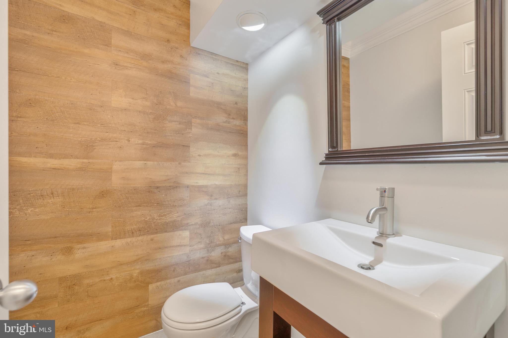 10210 DEMOCRACY LANE