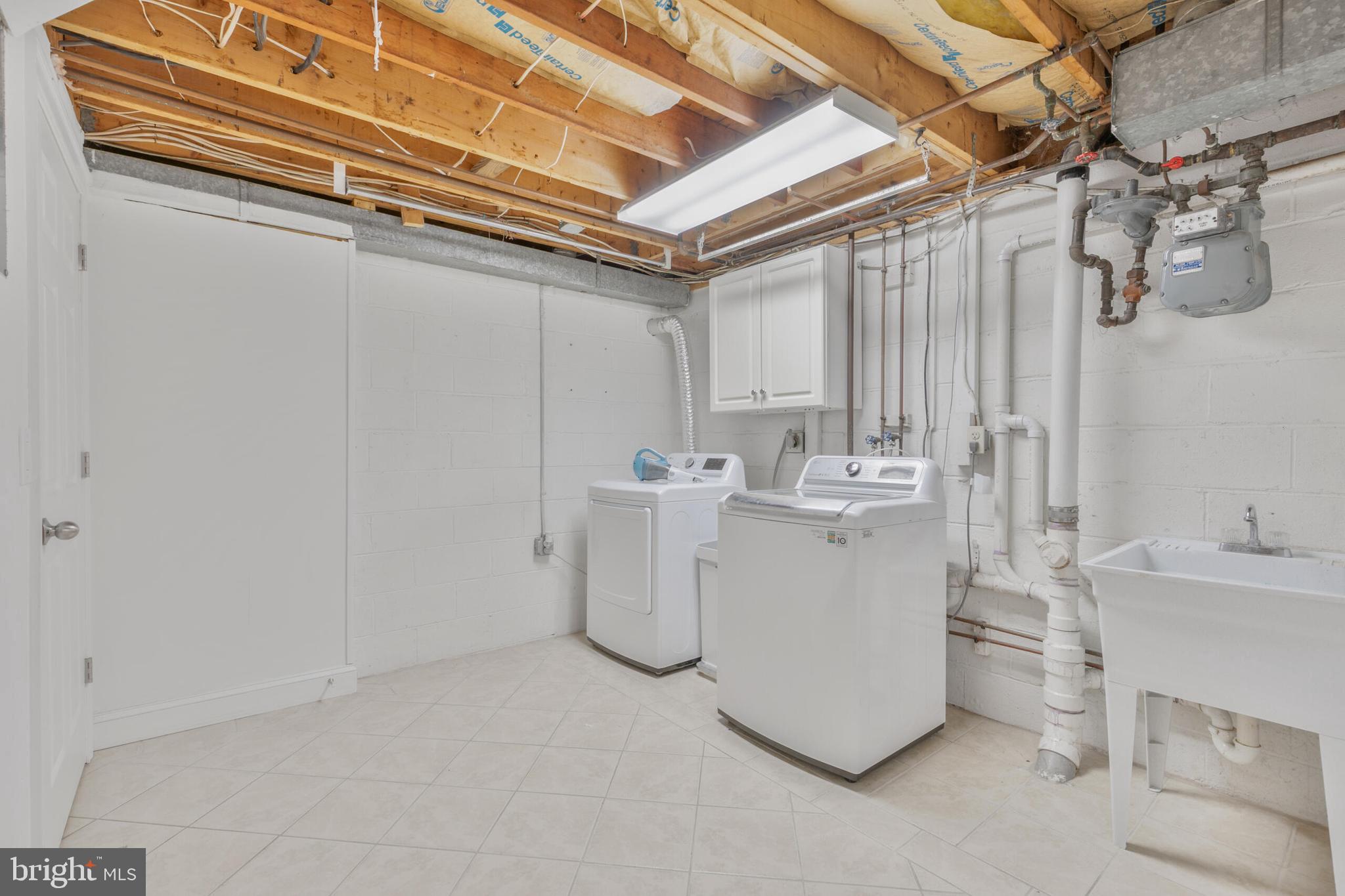 10210 DEMOCRACY LANE