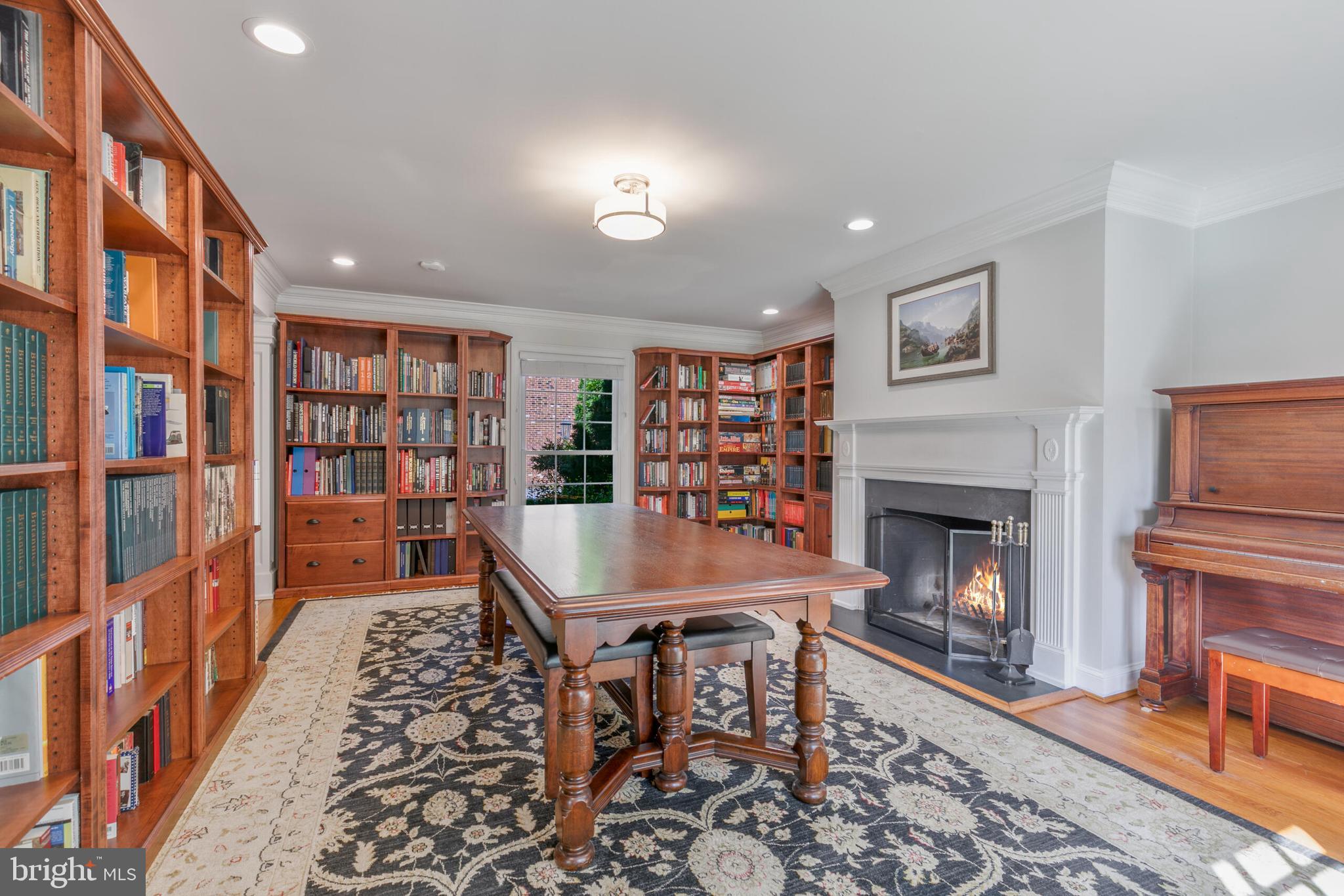 10210 DEMOCRACY LANE