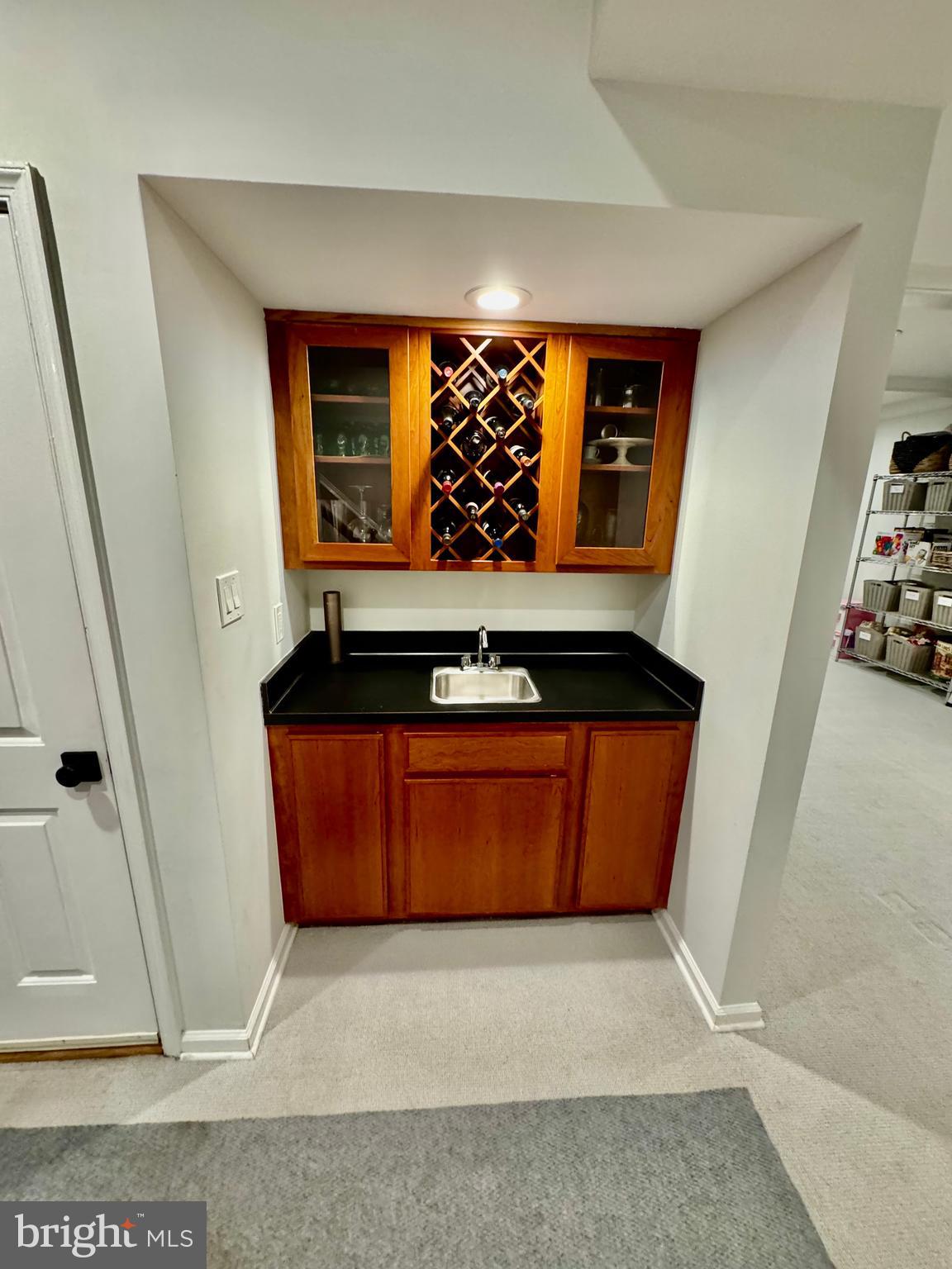 7904 QUARRY RIDGE WAY