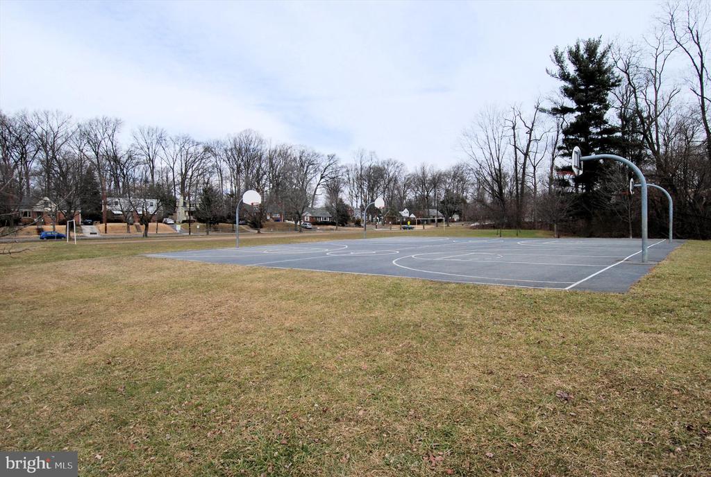 3303 FAYETTE ROAD