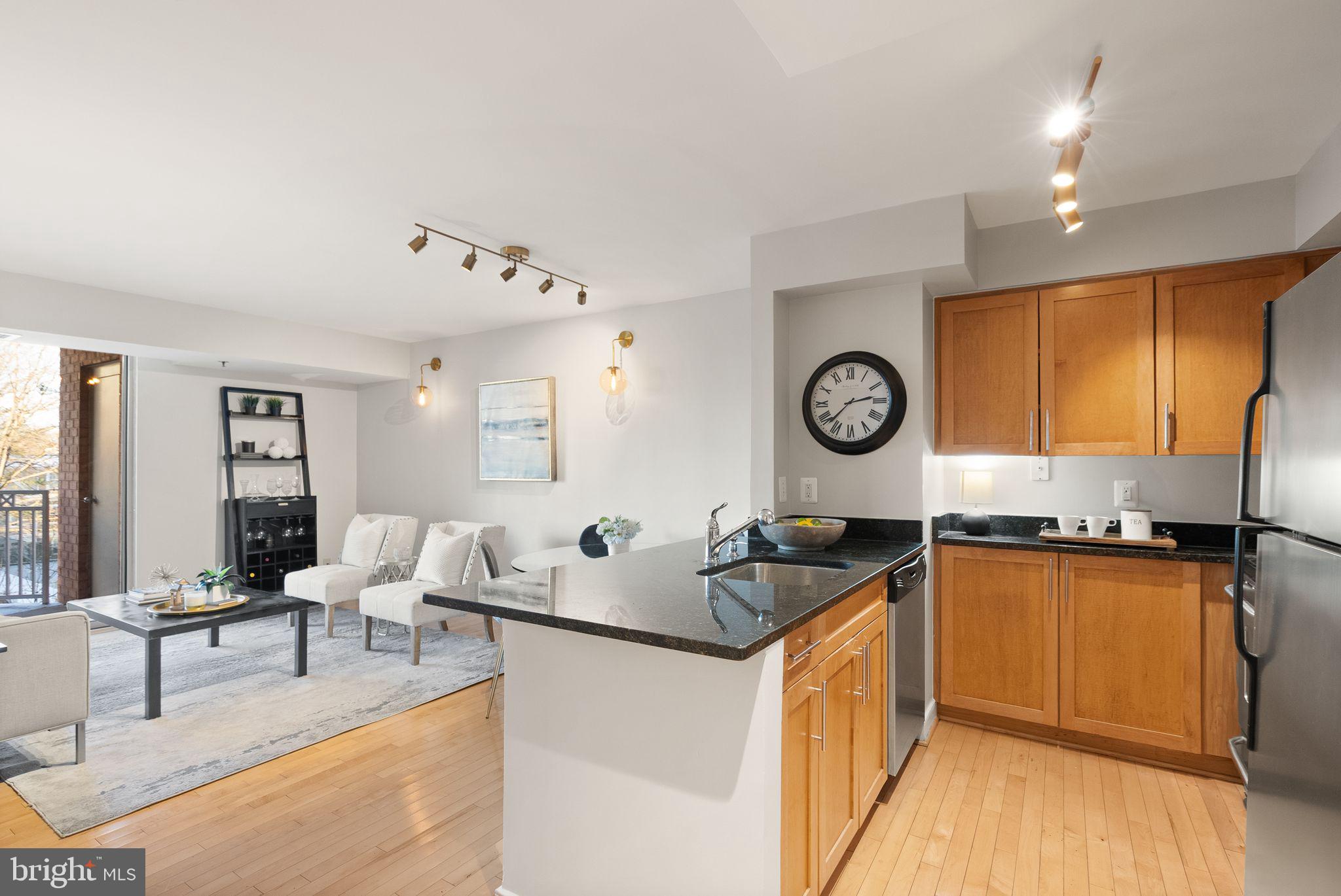 7500 WOODMONT AVENUE S520