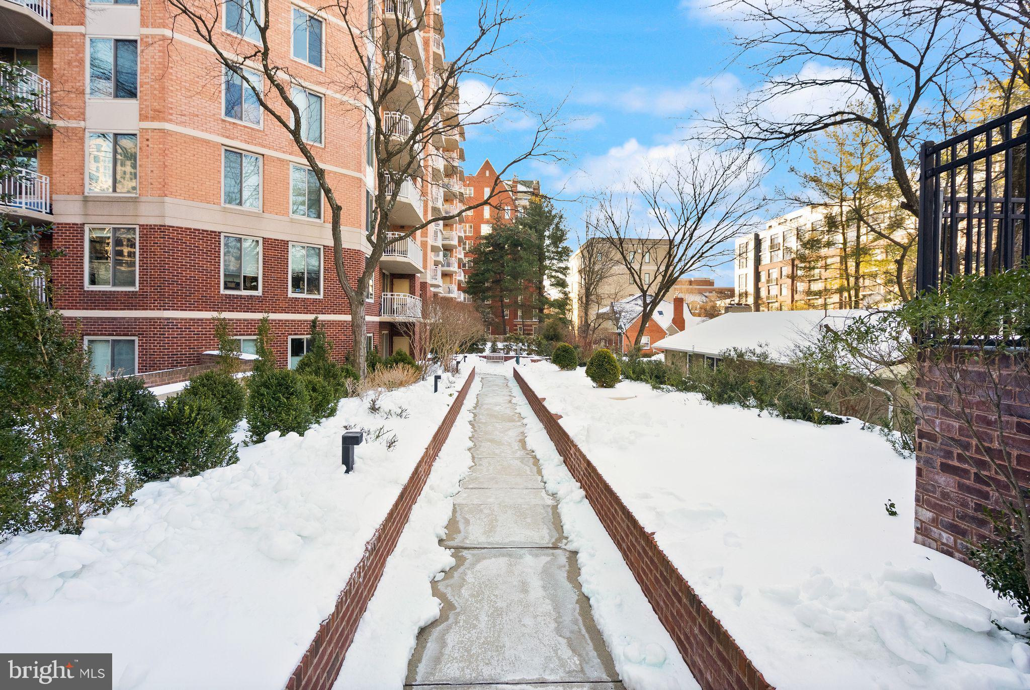 7500 WOODMONT AVENUE S520