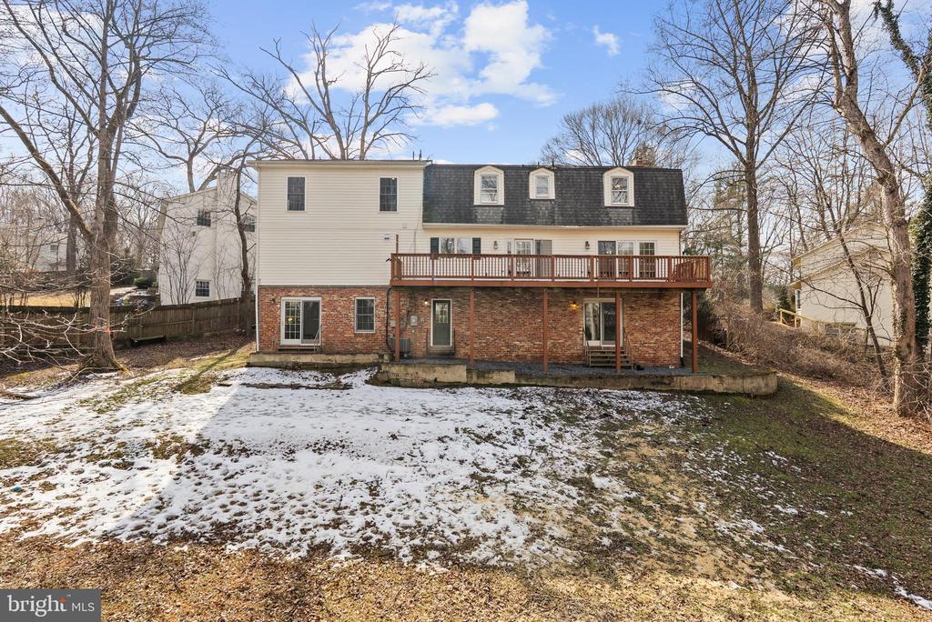 7819 ENGLISH WAY