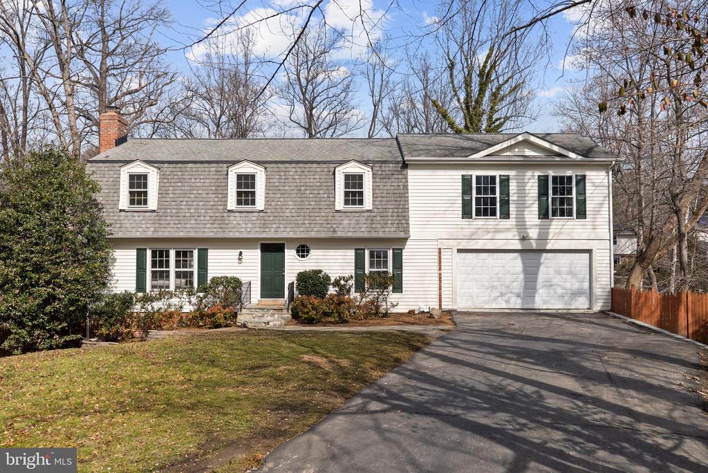 7819 ENGLISH WAY
