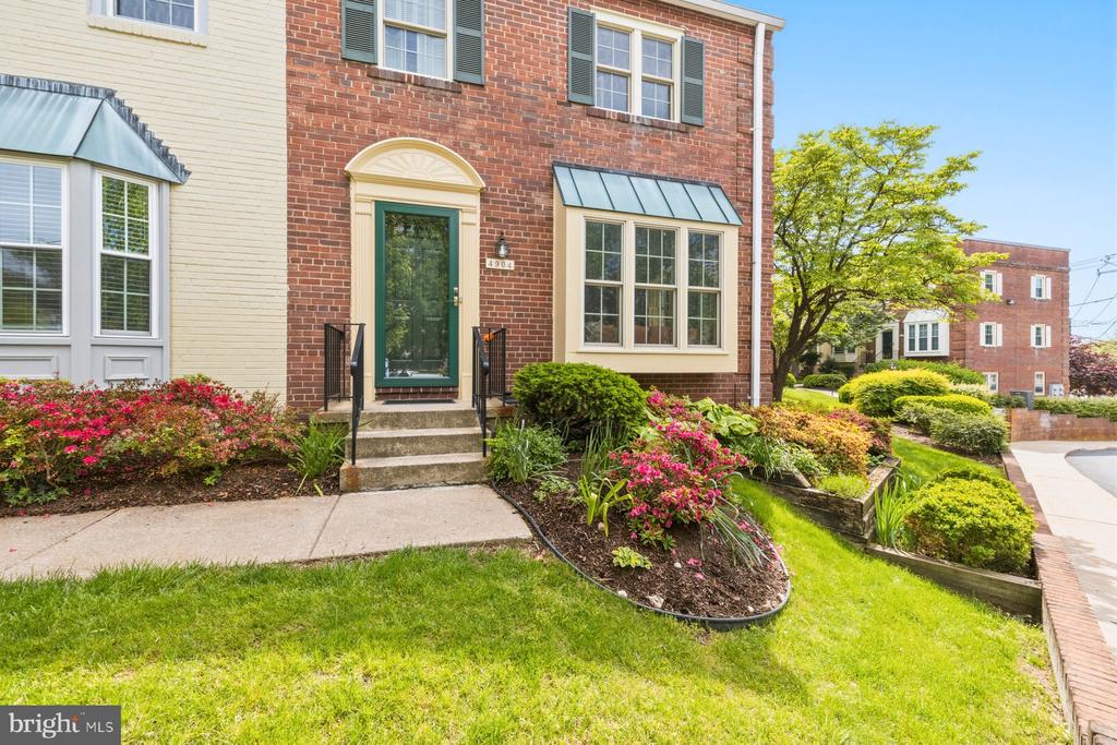 4904 BRADLEY BOULEVARD Unit: 229