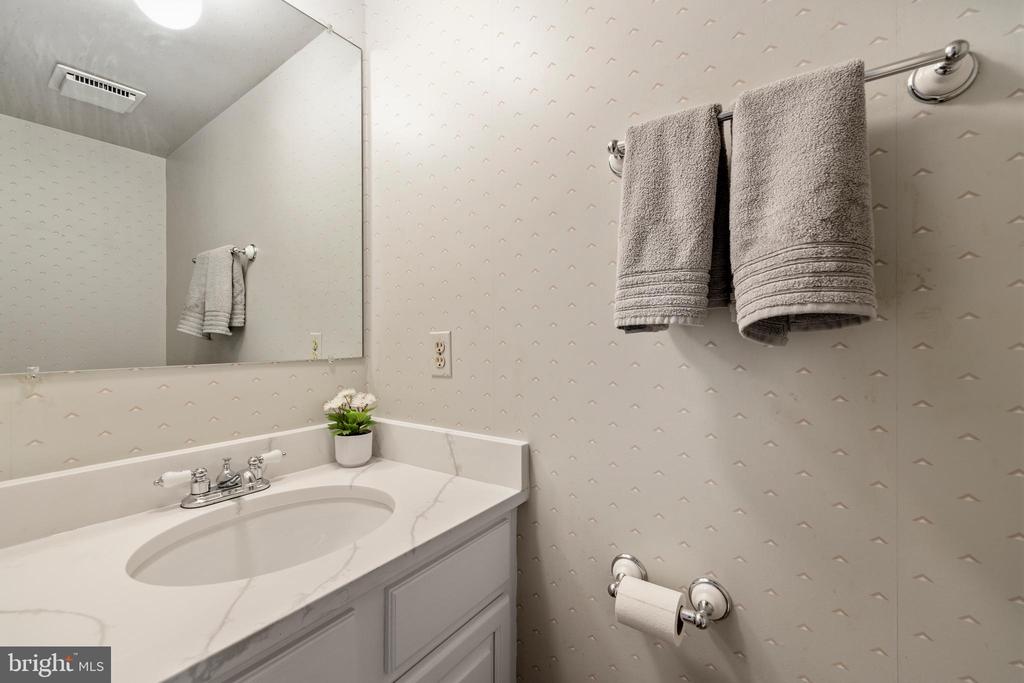 4904 BRADLEY BOULEVARD Unit: 229