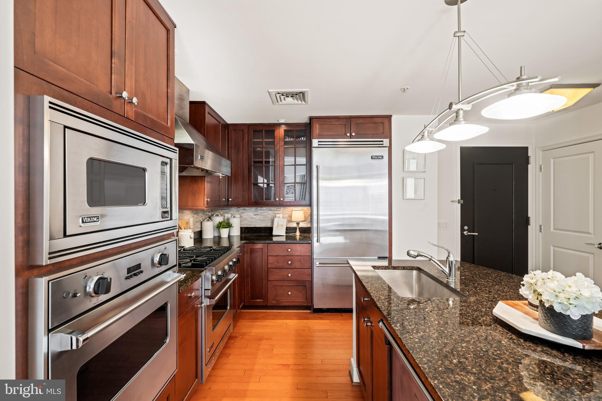 7710 WOODMONT AVENUE 506