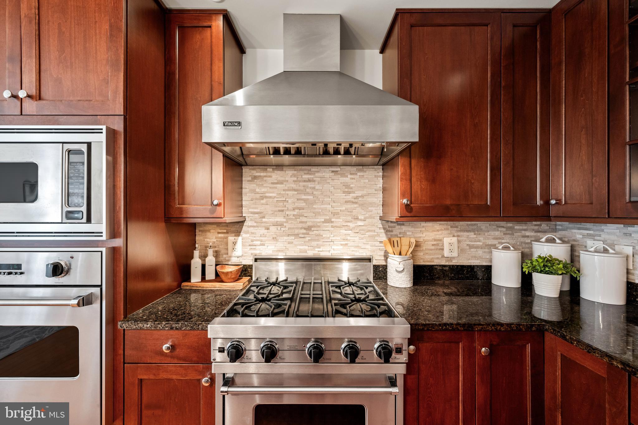 7710 WOODMONT AVENUE 506