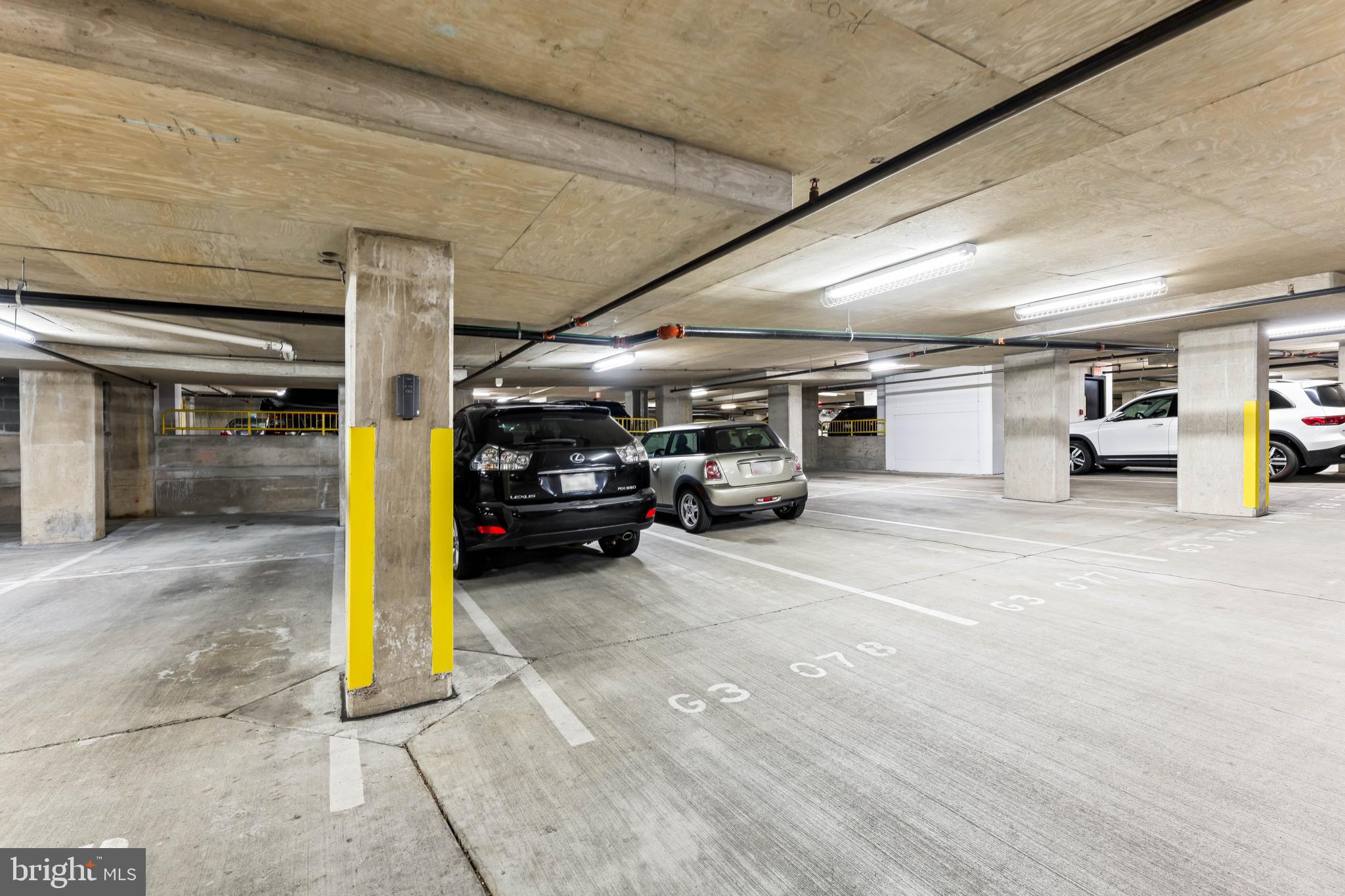 7710 WOODMONT AVENUE 506