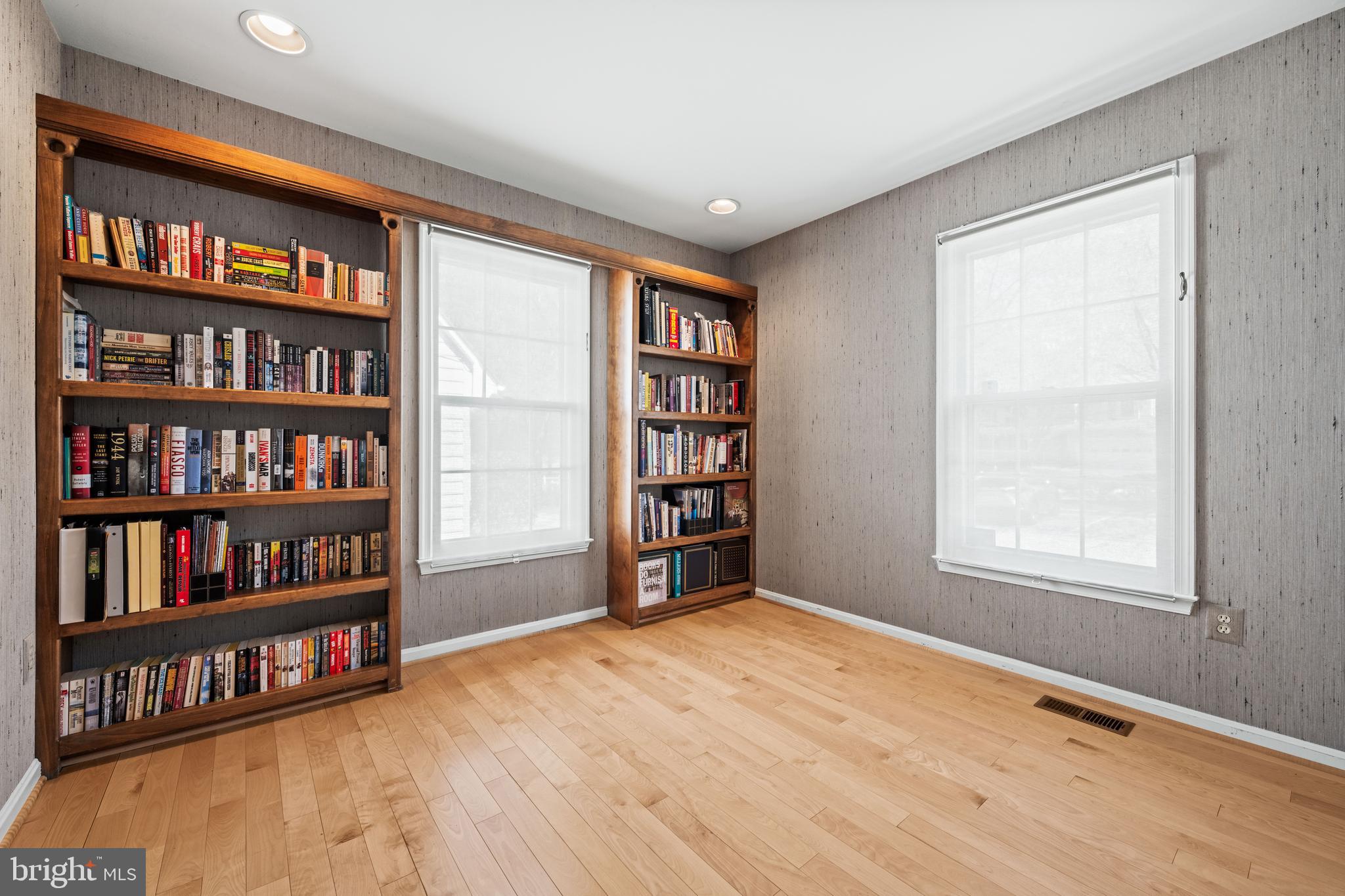 206 SAYBROOKE VIEW PLACE