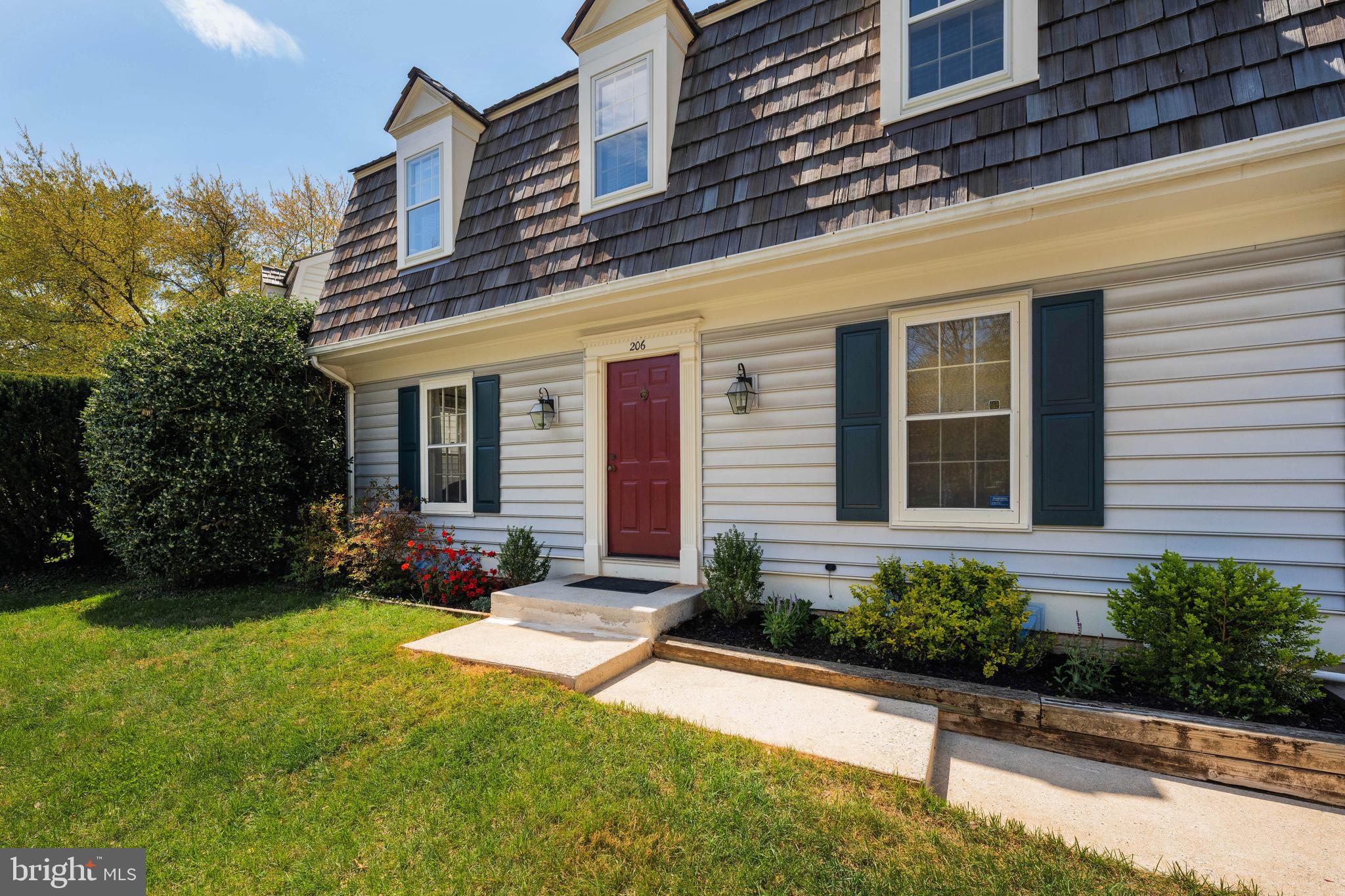 206 SAYBROOKE VIEW PLACE