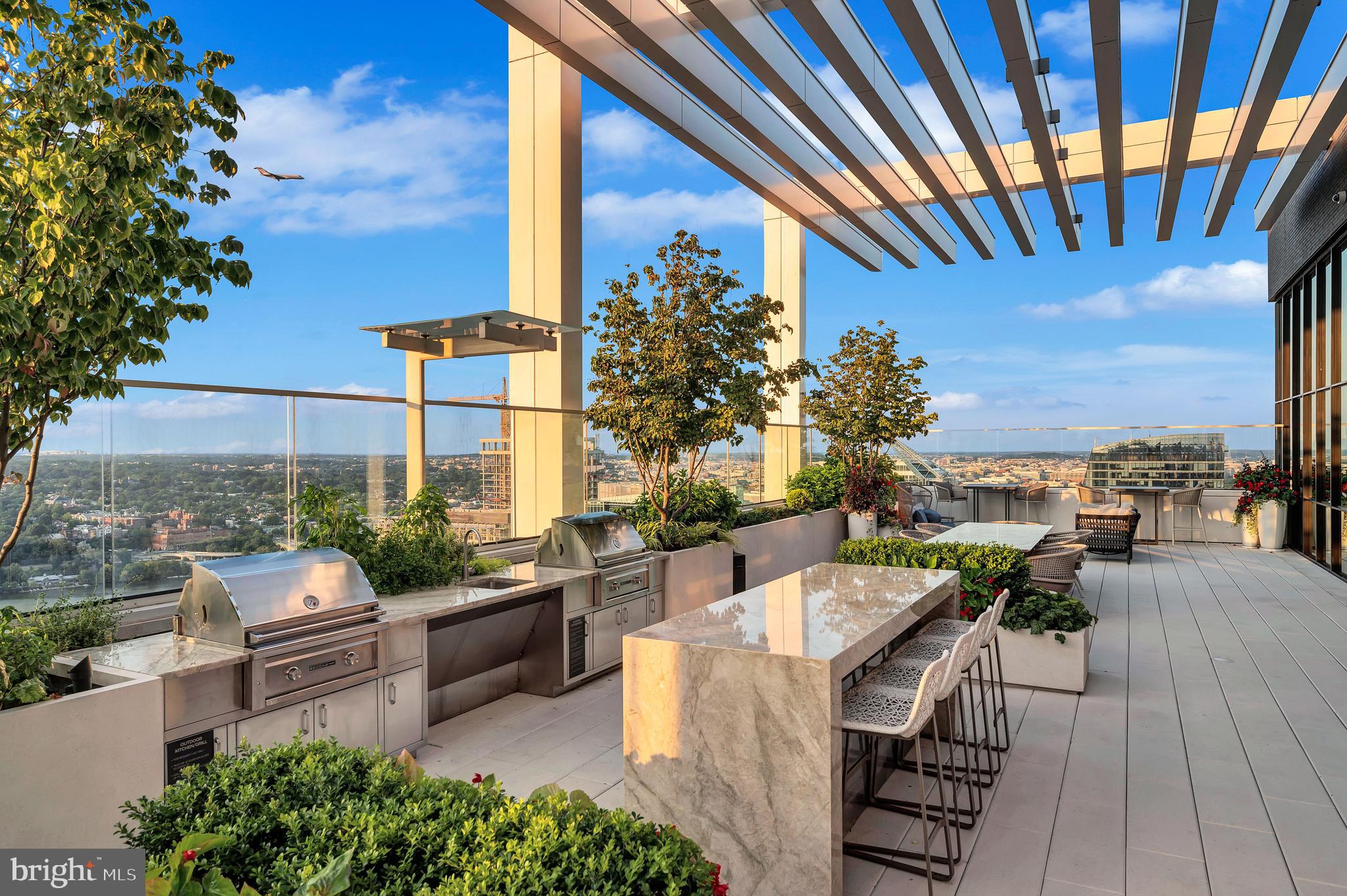 1781 N PIERCE STREET 2503