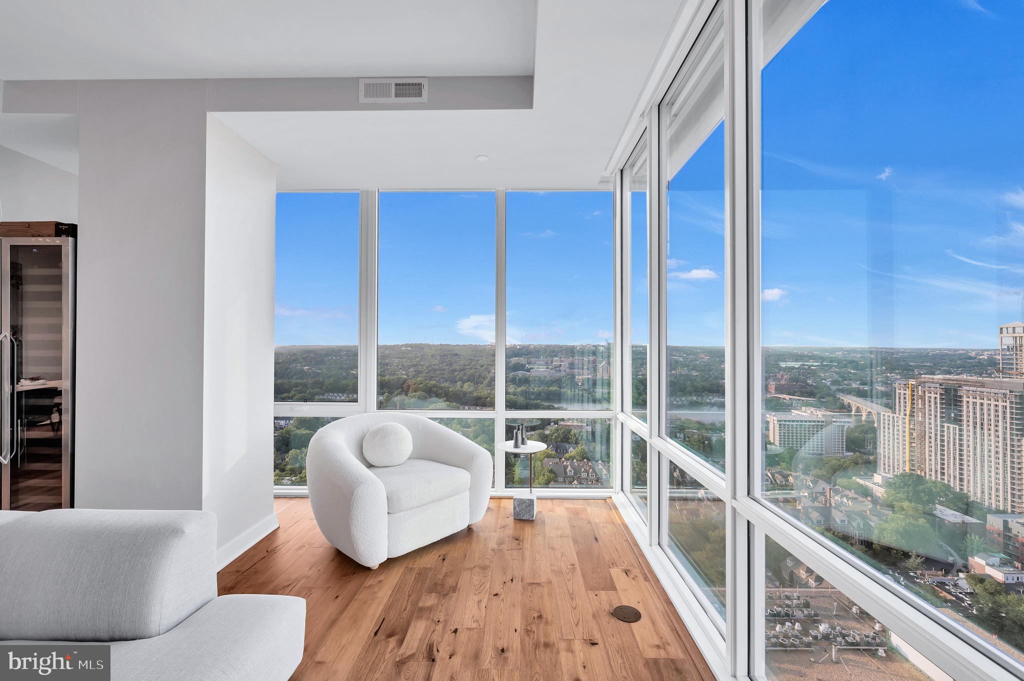 1781 N PIERCE STREET 2503