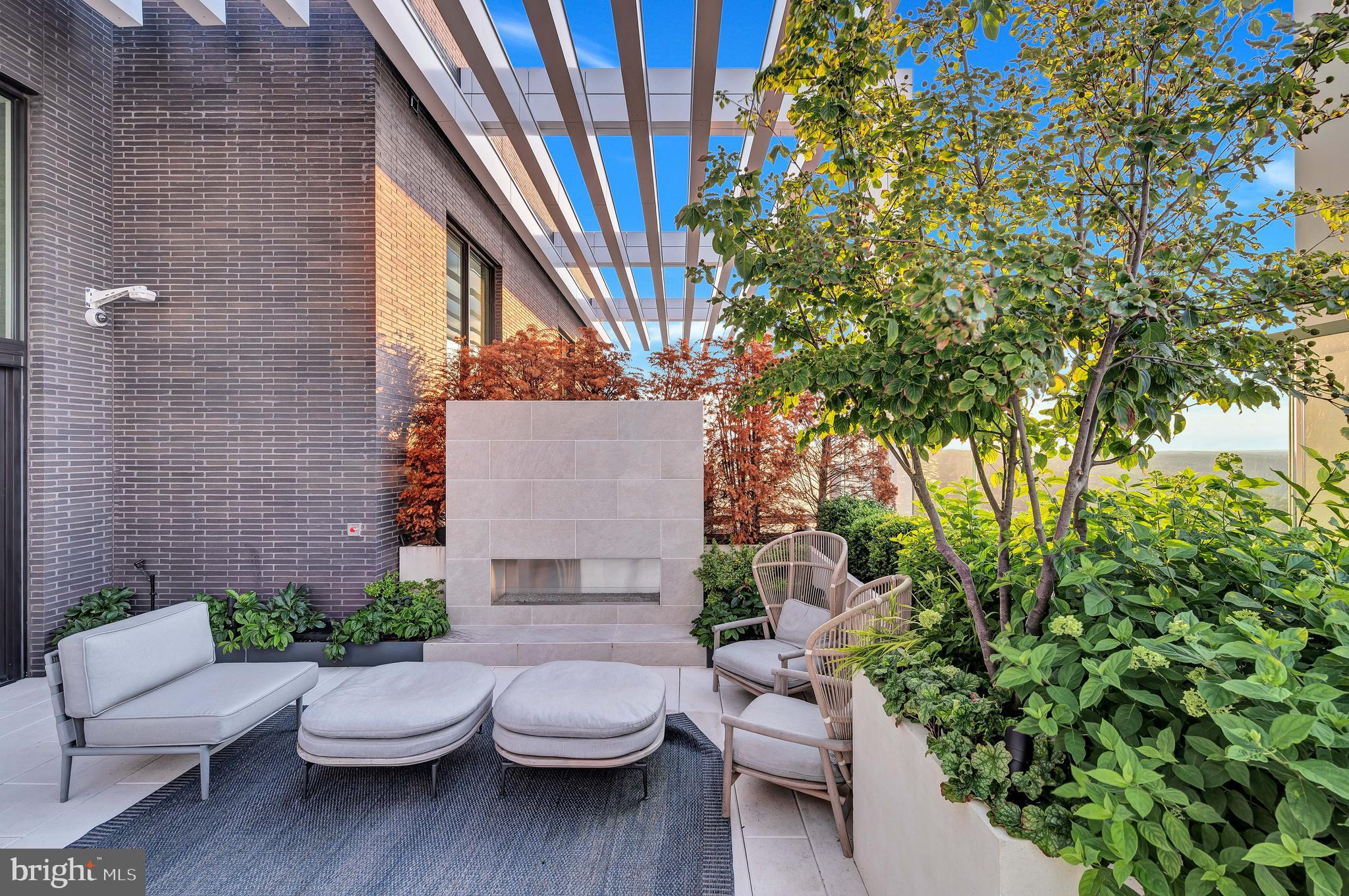 1781 N PIERCE STREET 2503