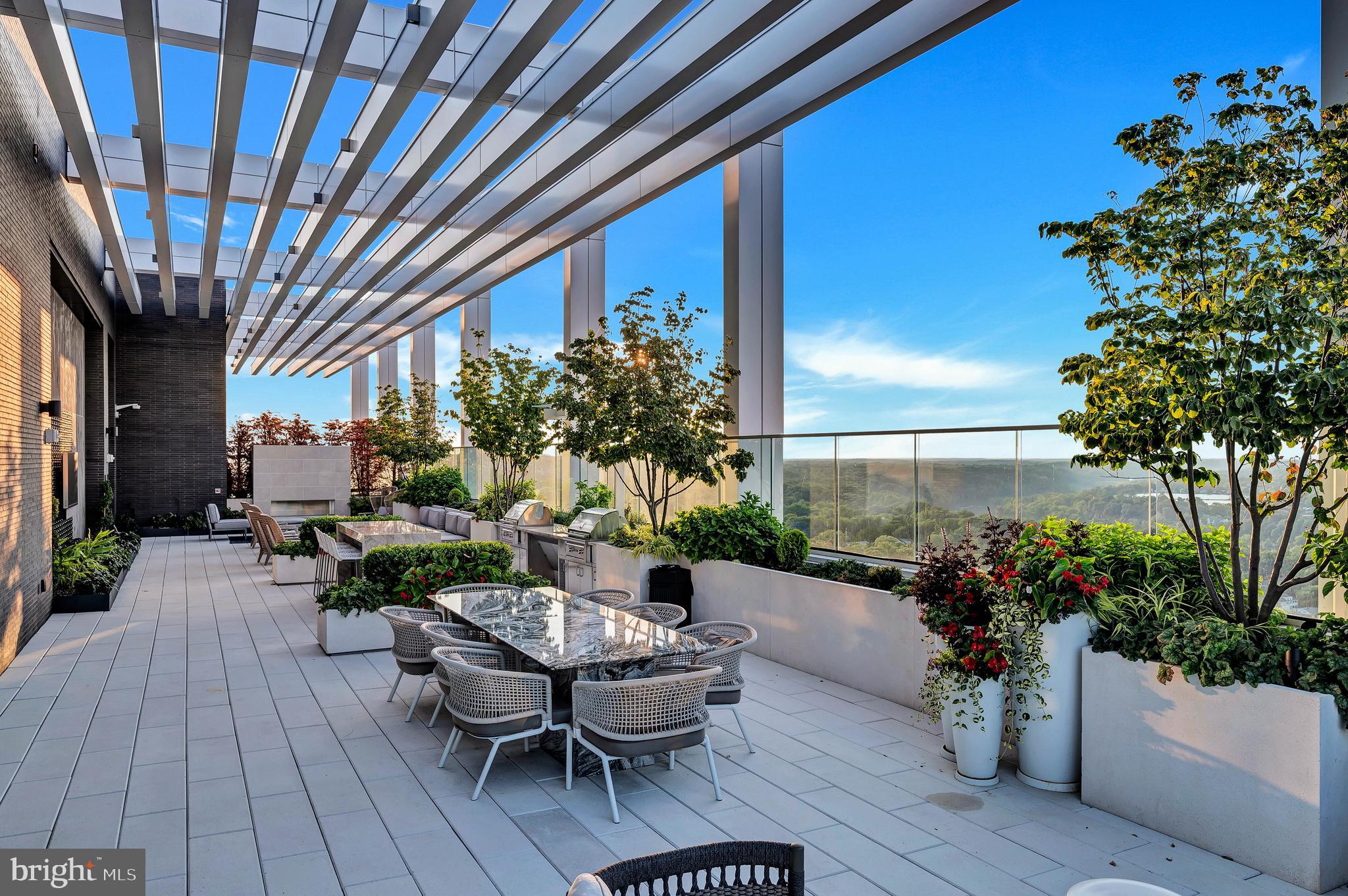 1781 N PIERCE STREET 2503