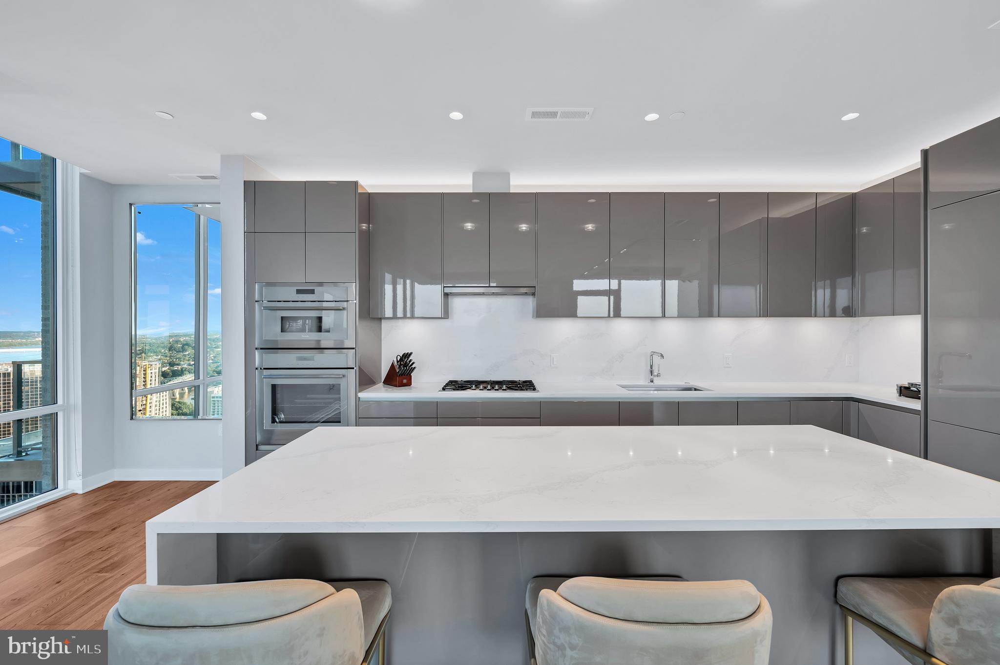 1781 N PIERCE STREET 2503