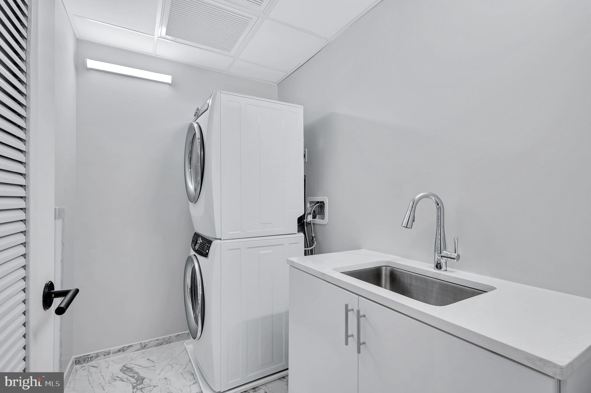 1781 N PIERCE STREET 2503