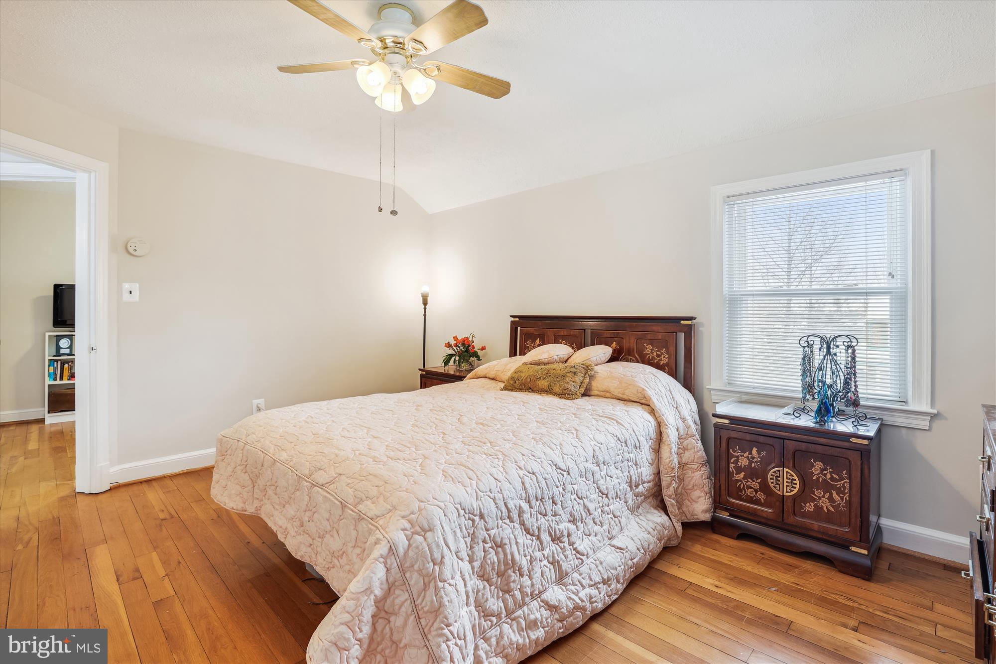 2708 N FLORIDA STREET N