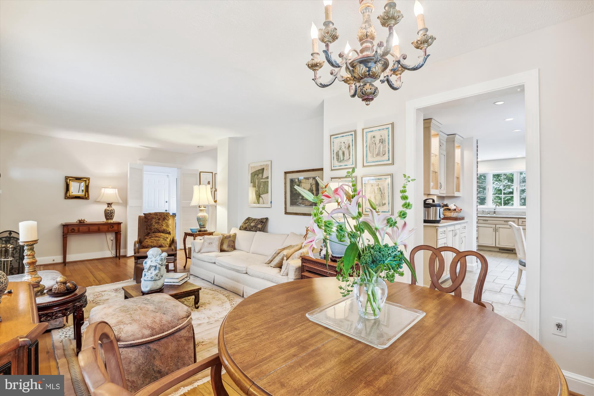 2708 N FLORIDA STREET N