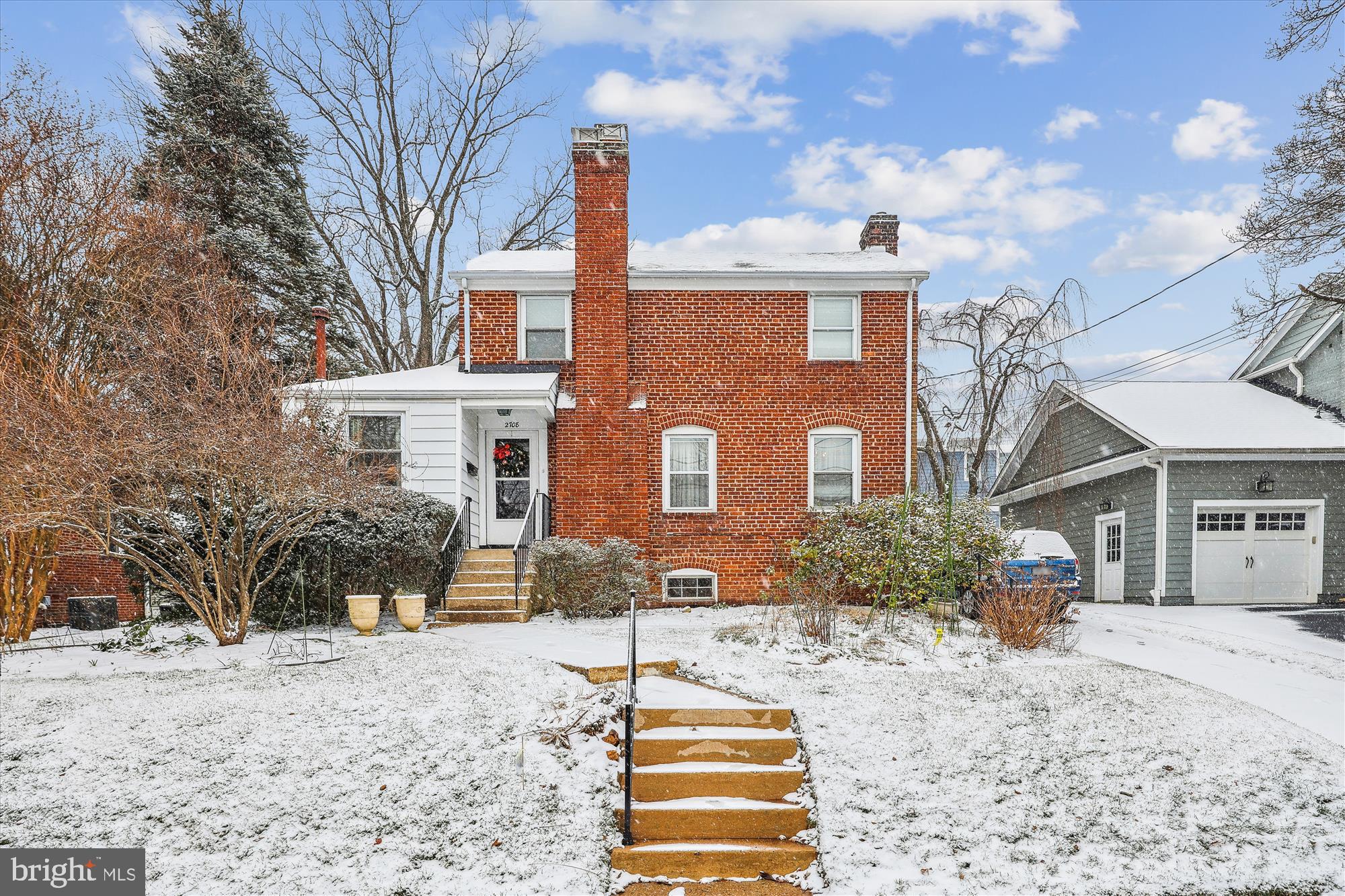 2708 N FLORIDA STREET N