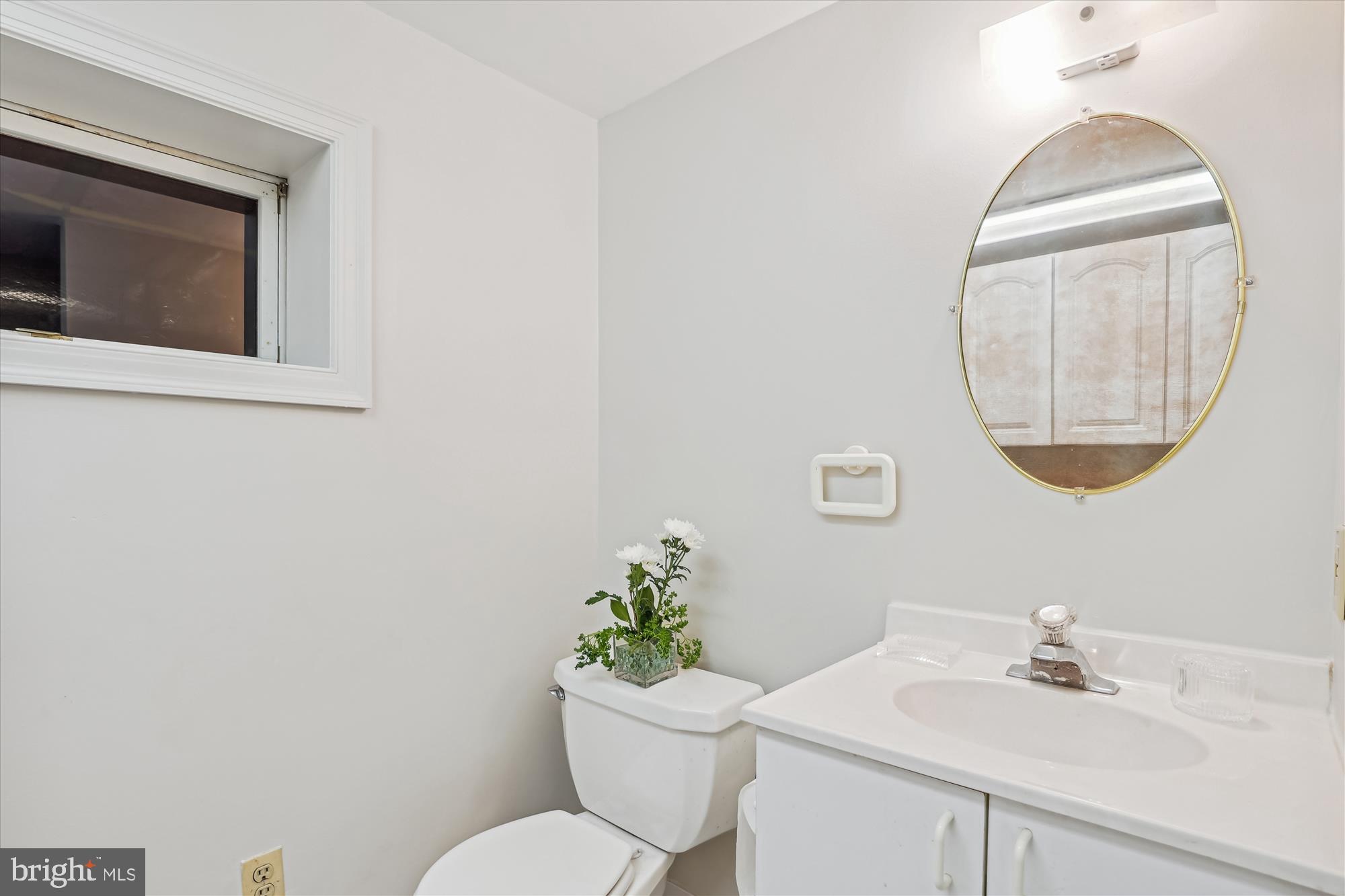 2708 N FLORIDA STREET N