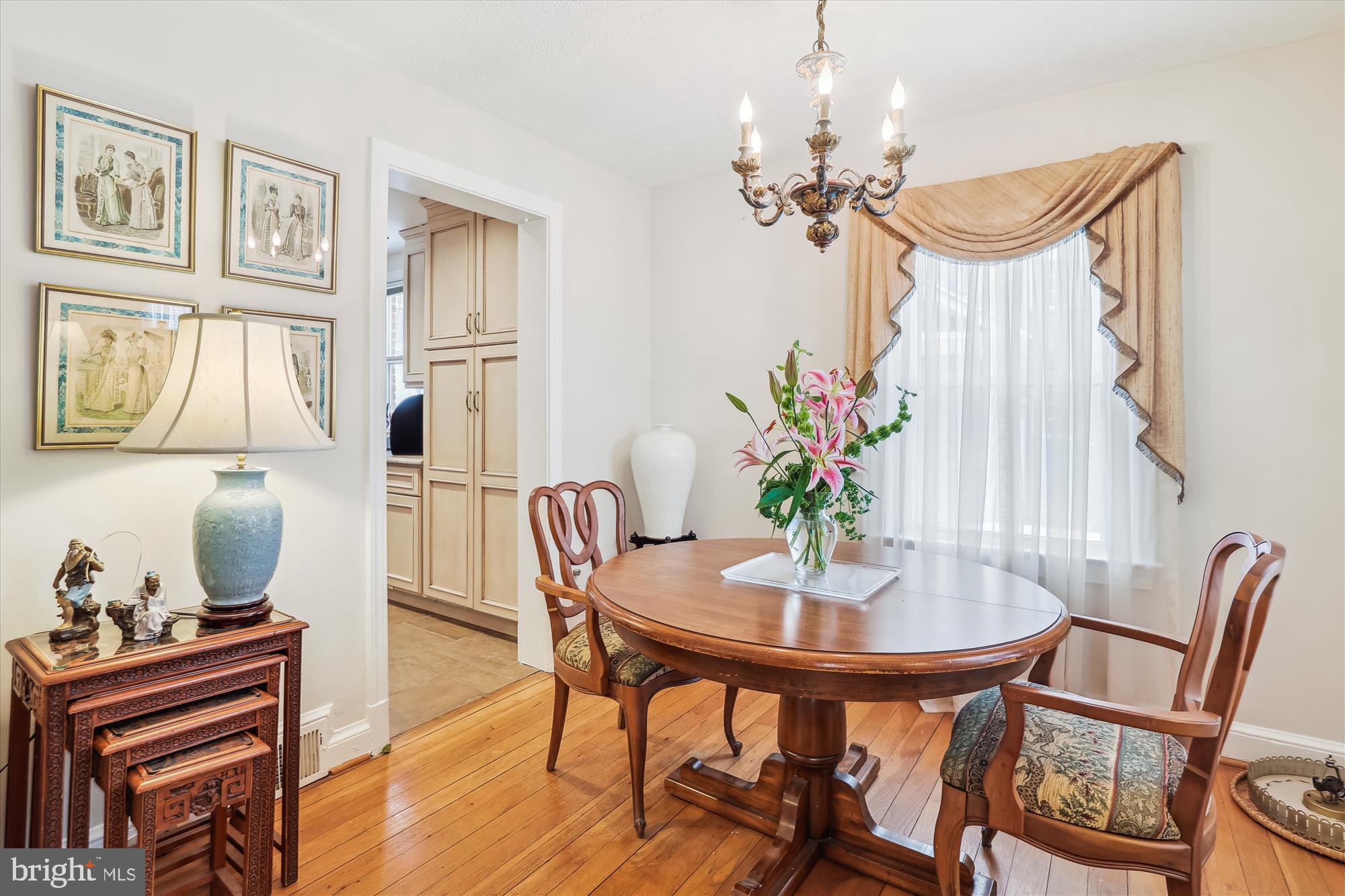 2708 N FLORIDA STREET N