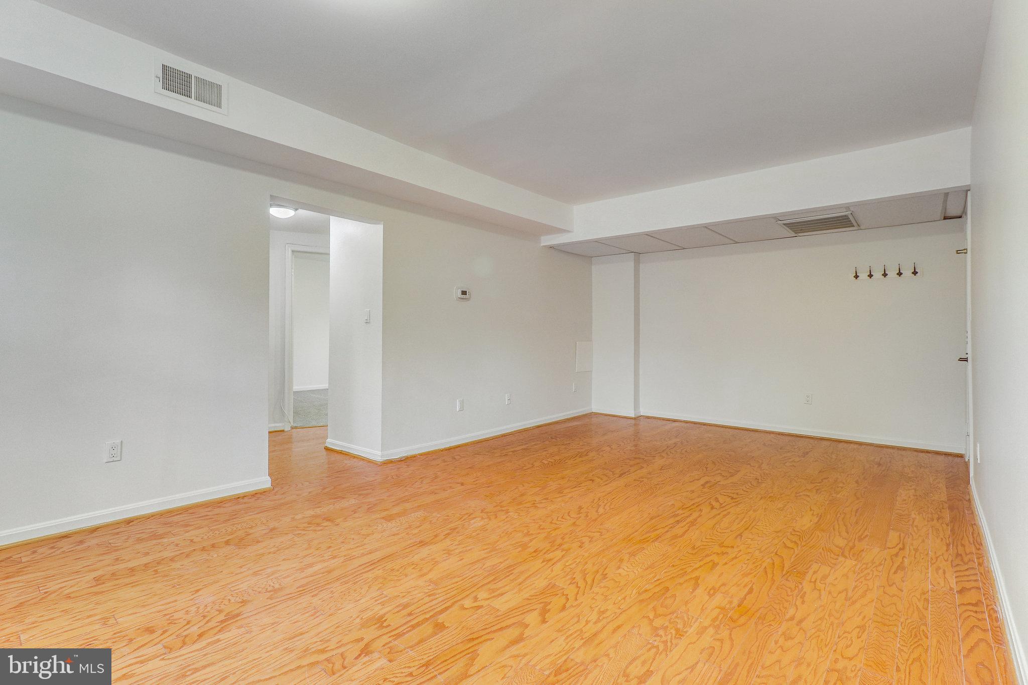 1735 N RHODES STREET 242