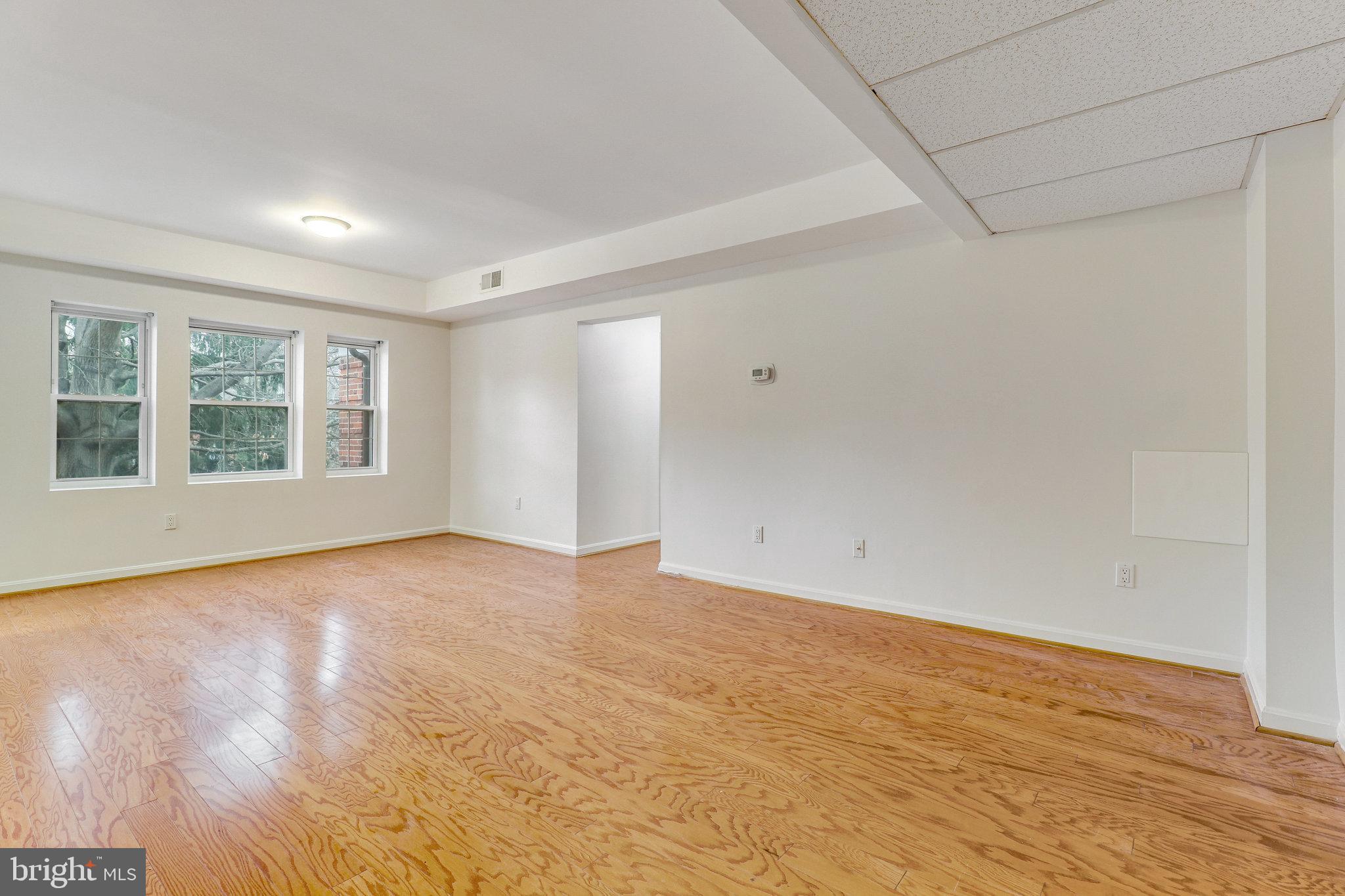 1735 N RHODES STREET 242