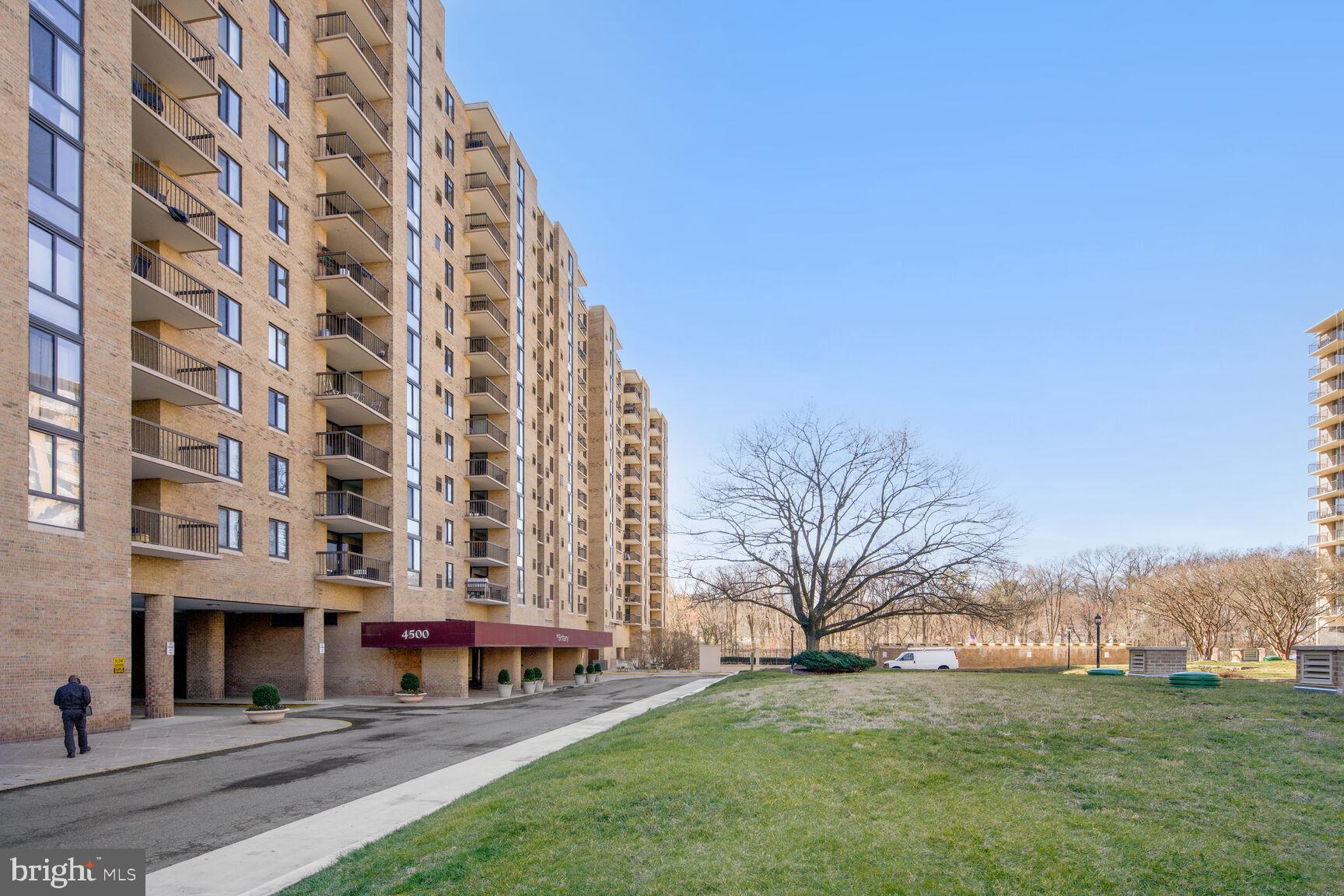 4500 S FOUR MILE RUN DRIVE 1205