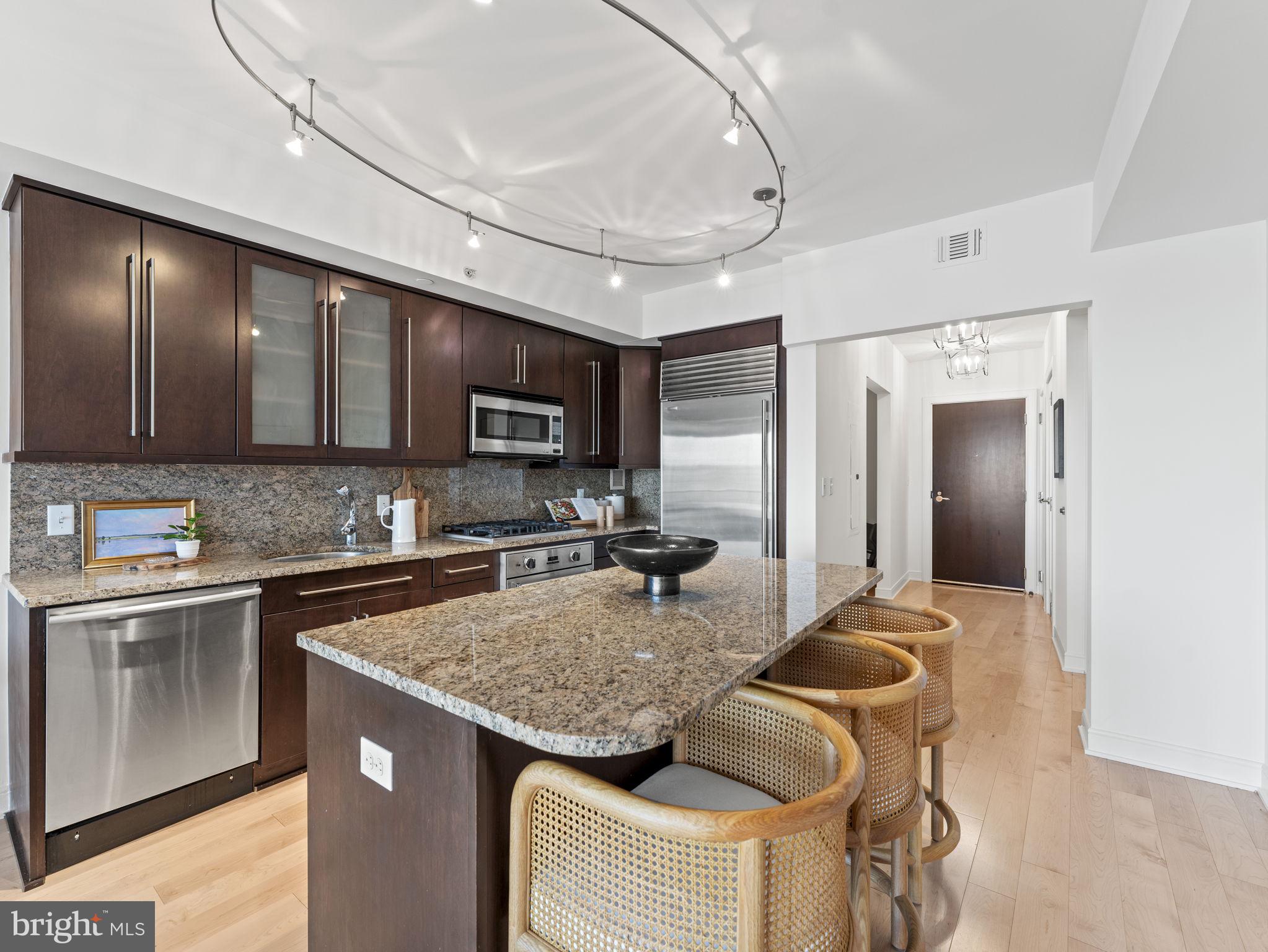 1111 19TH STREET N 2101