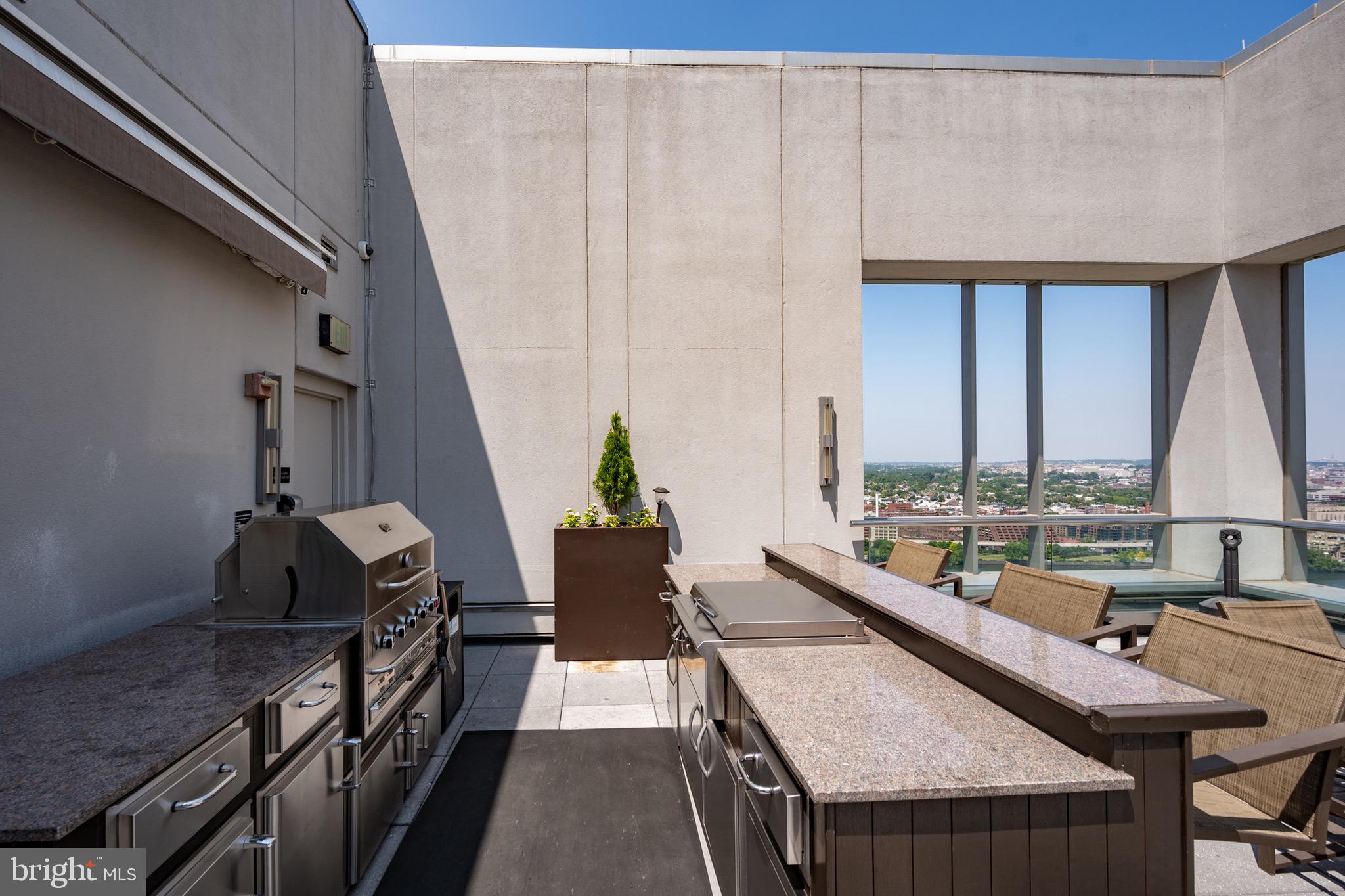 1111 19TH STREET N 2101