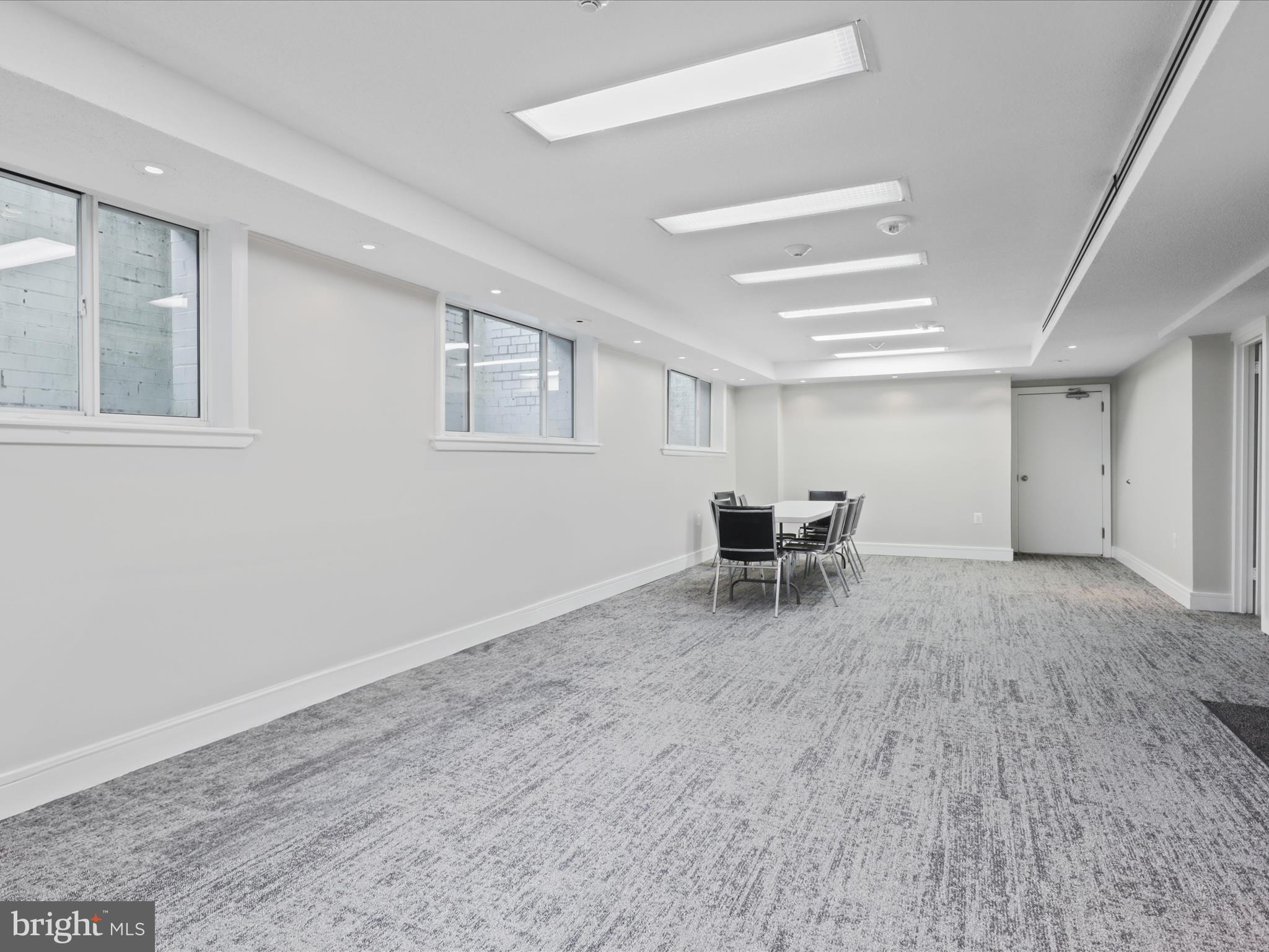 1730 ARLINGTON BOULEVARD 4