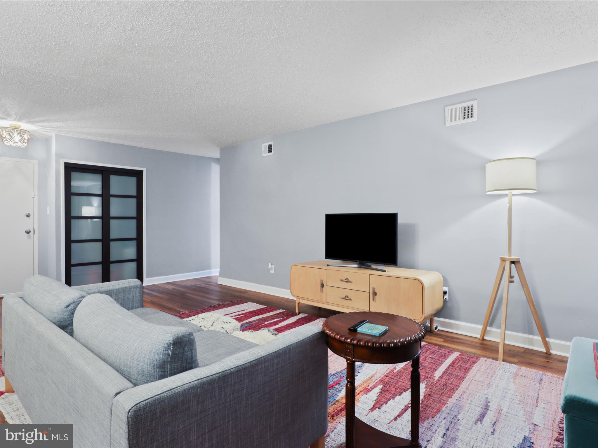 1730 ARLINGTON BOULEVARD 4