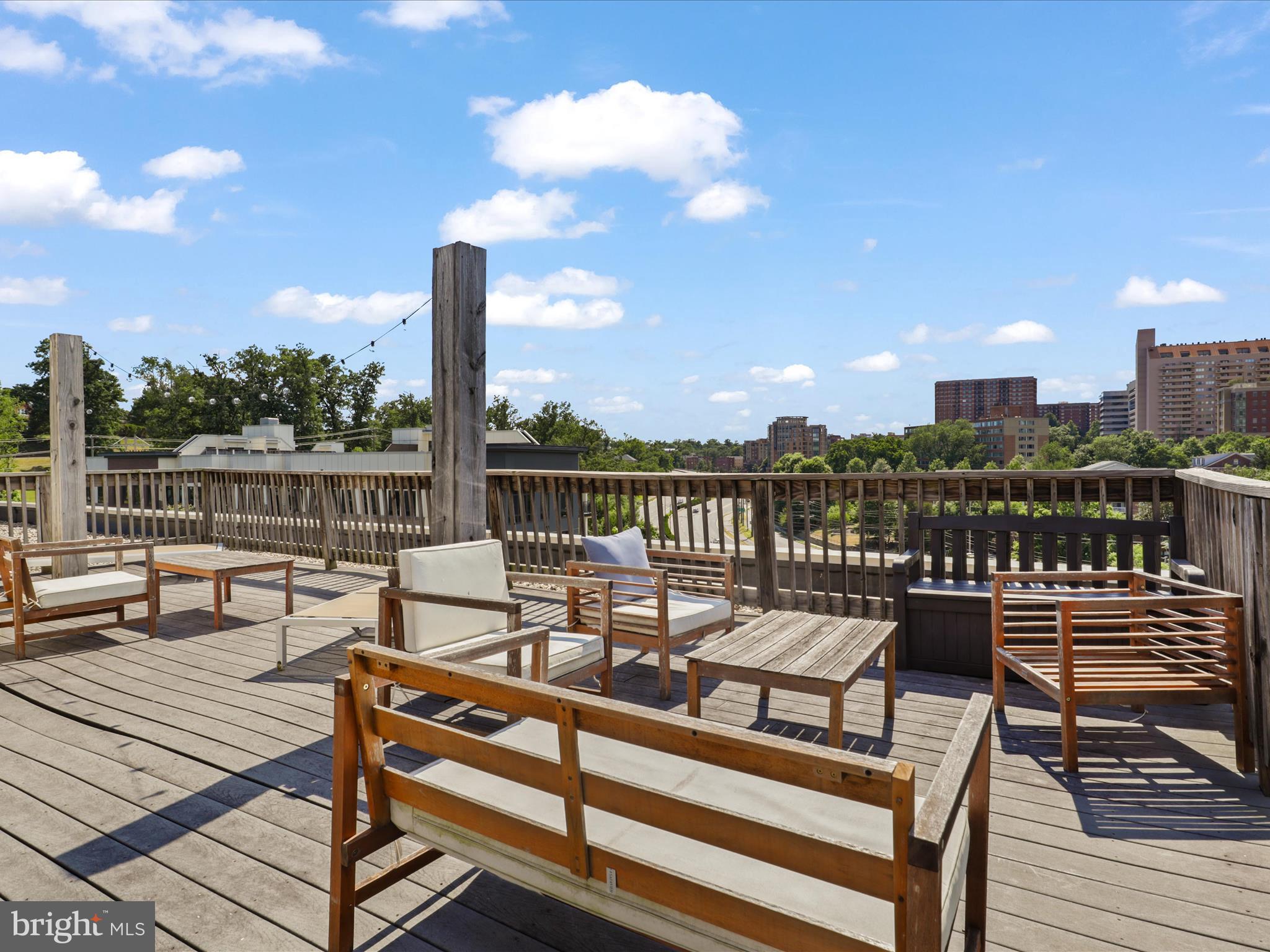 1730 ARLINGTON BOULEVARD 4