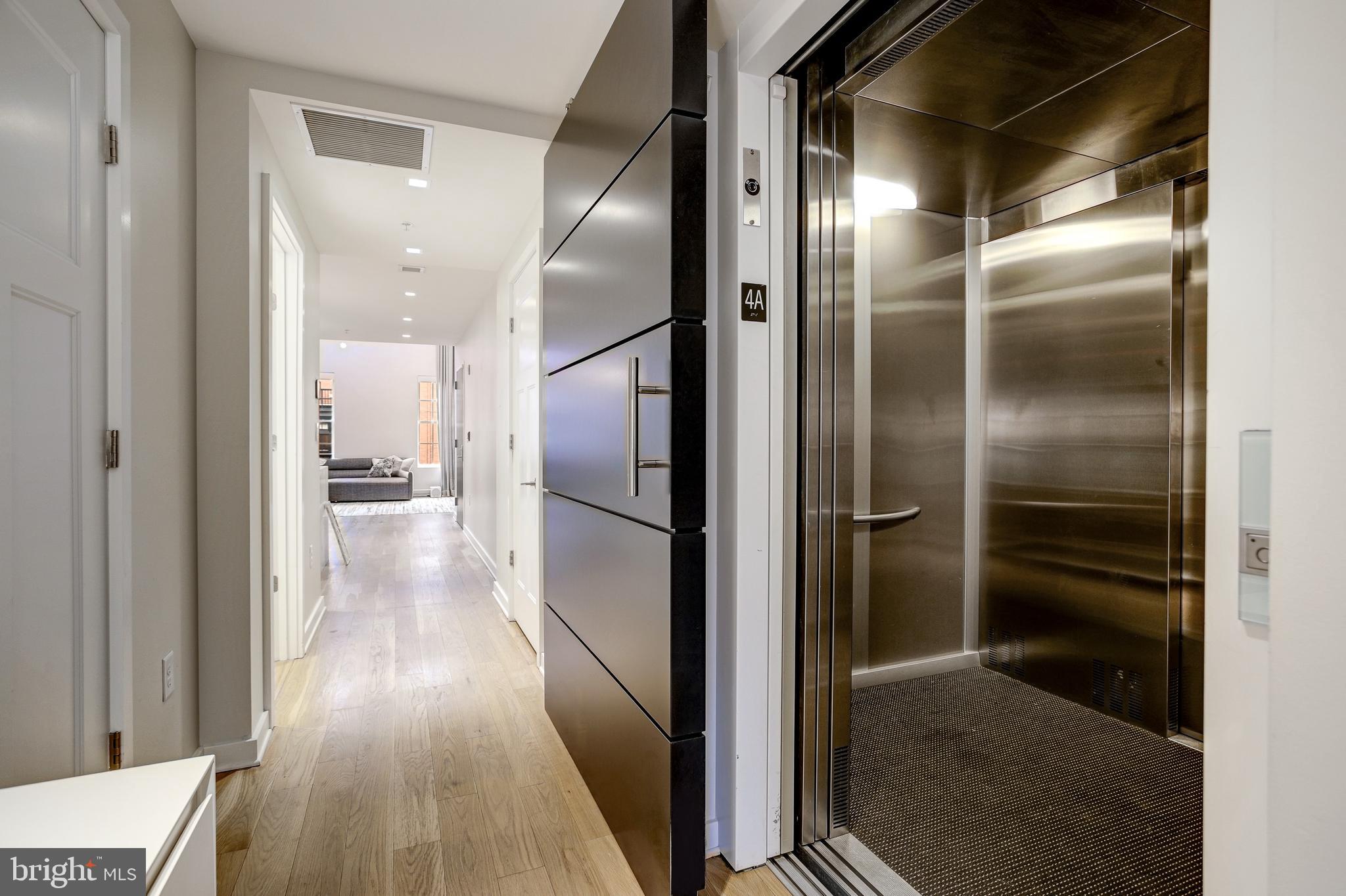 1610 N QUEEN STREET 218