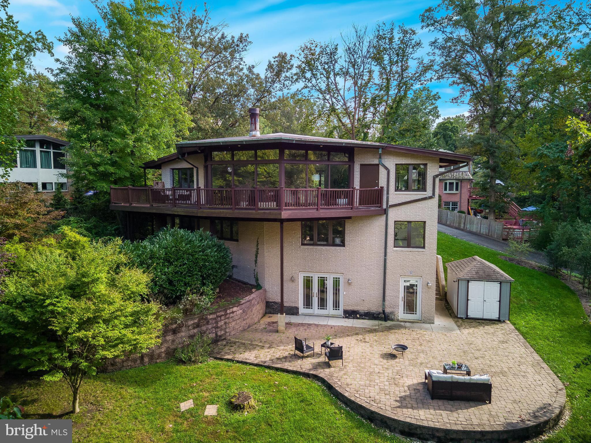 2720 N FILLMORE STREET