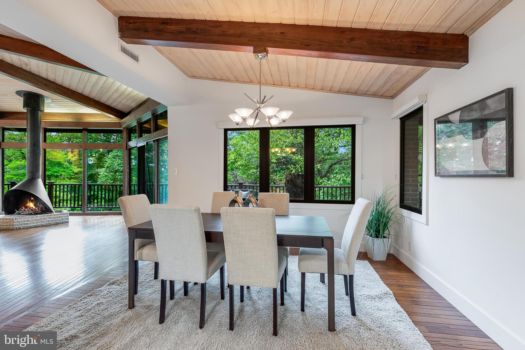 2720 N FILLMORE STREET