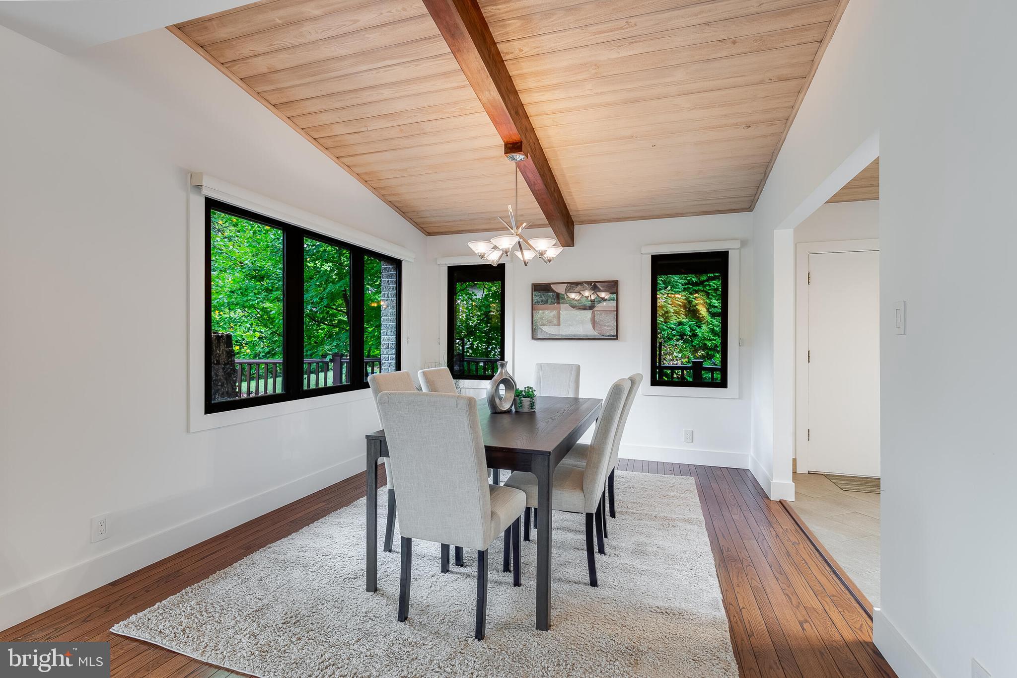 2720 N FILLMORE STREET