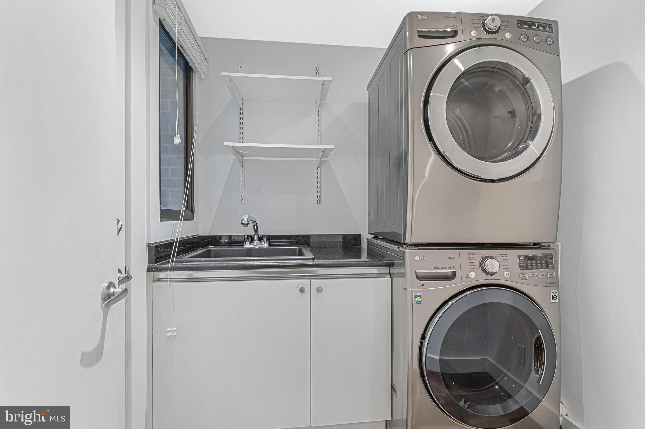 2720 N FILLMORE STREET