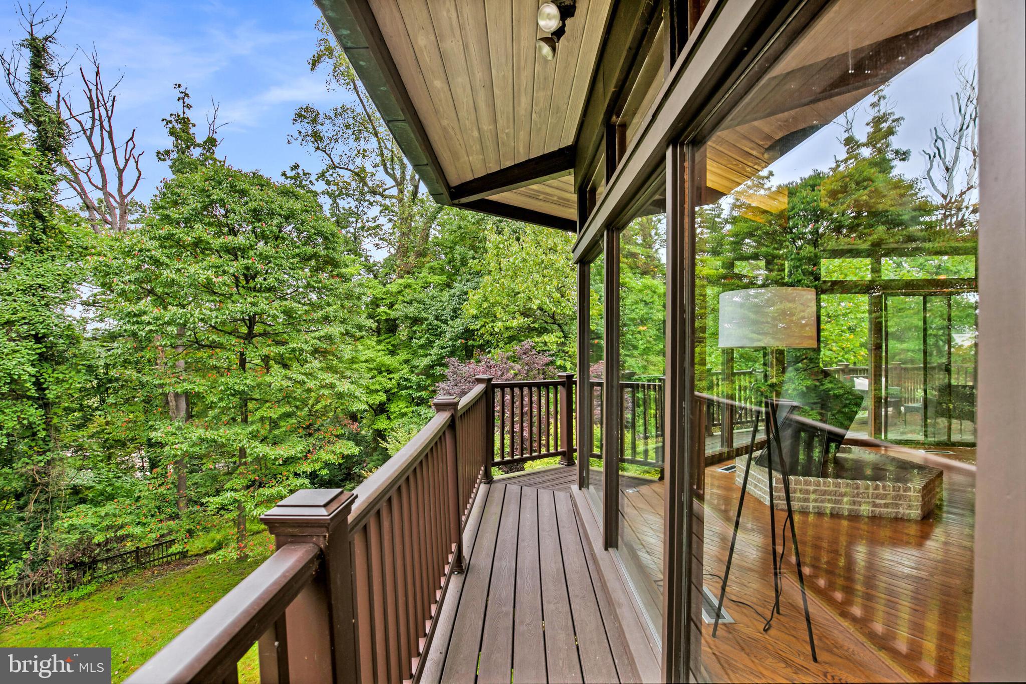 2720 N FILLMORE STREET