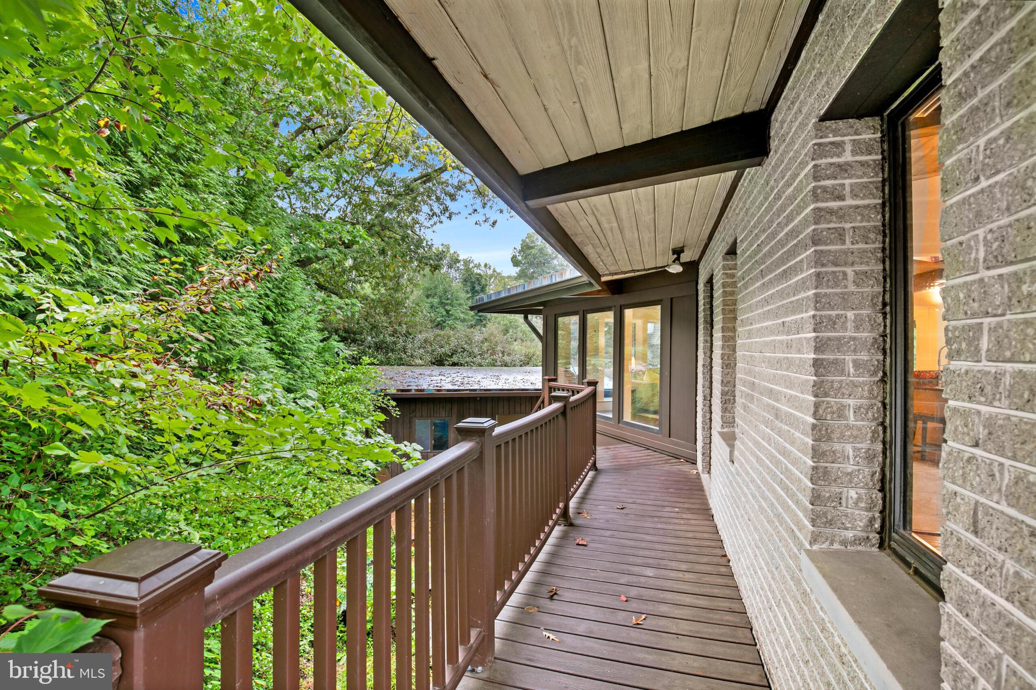 2720 N FILLMORE STREET