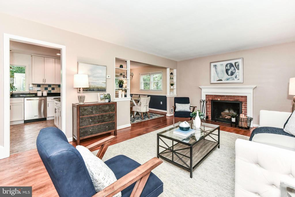 5929 4TH ROAD N
