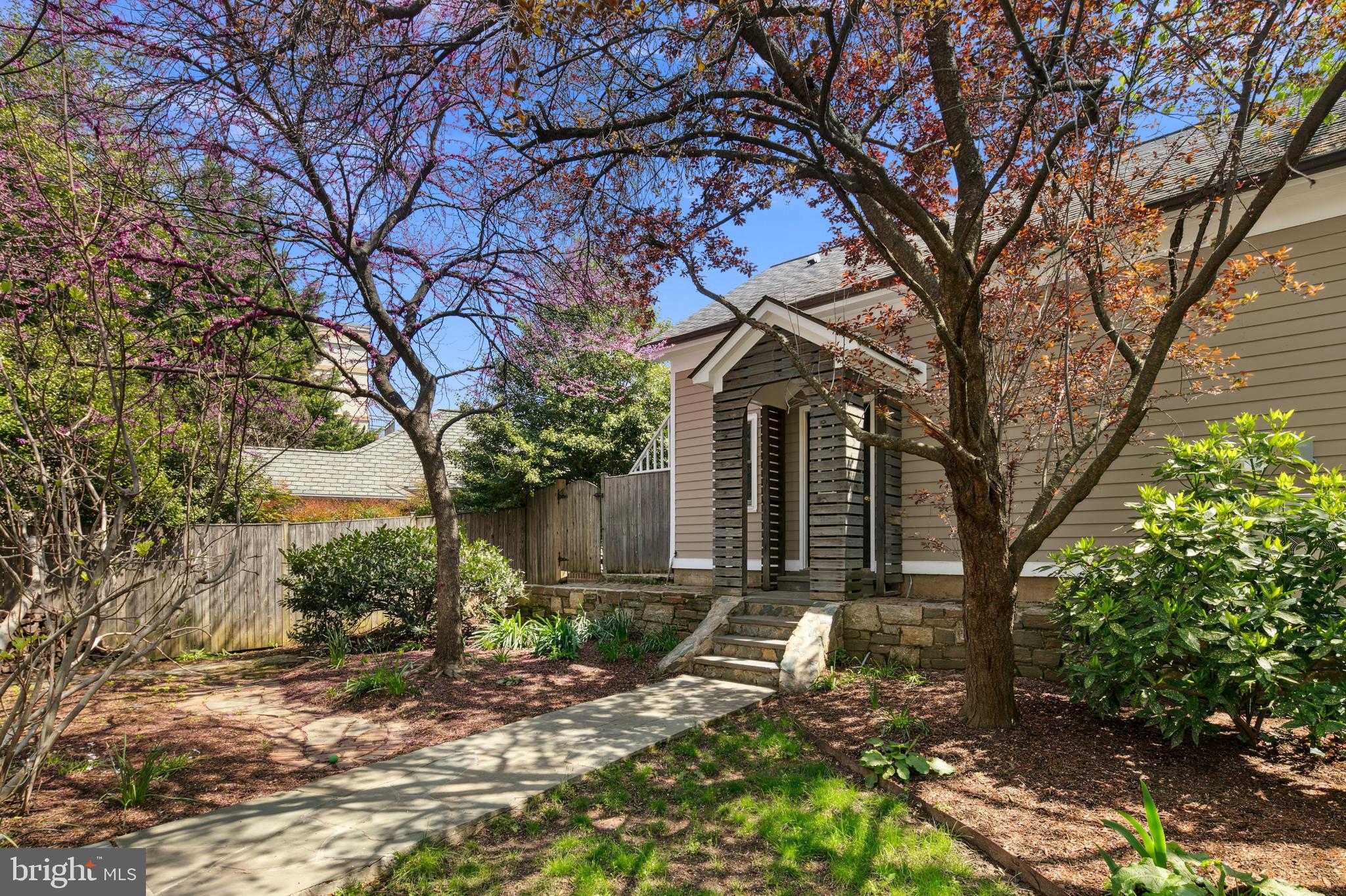 1881 N HIGHLAND STREET