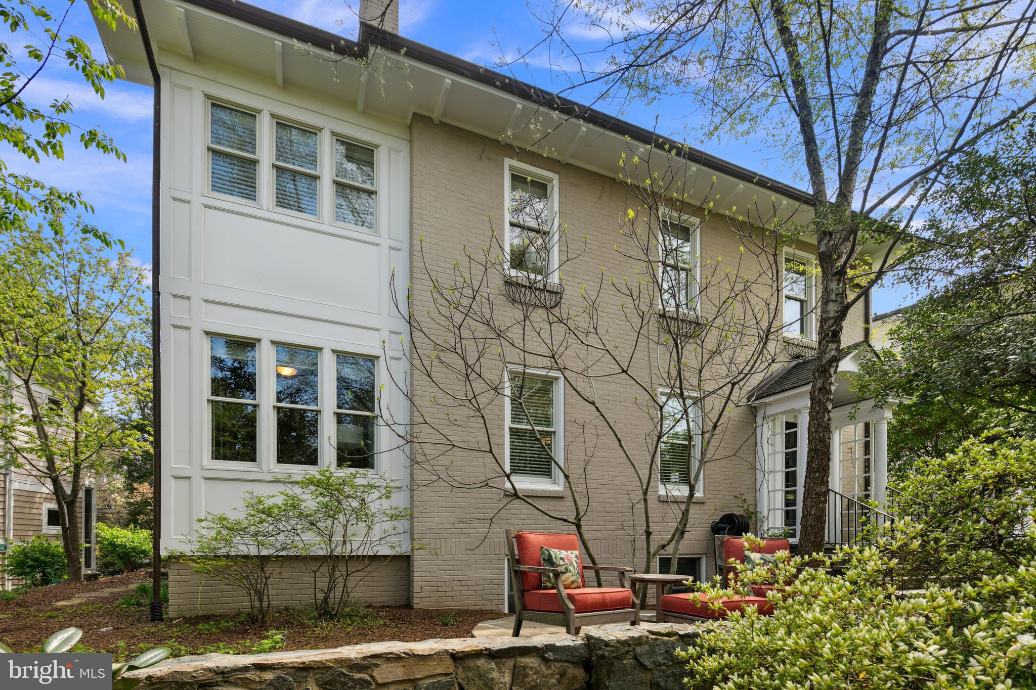 1881 N HIGHLAND STREET