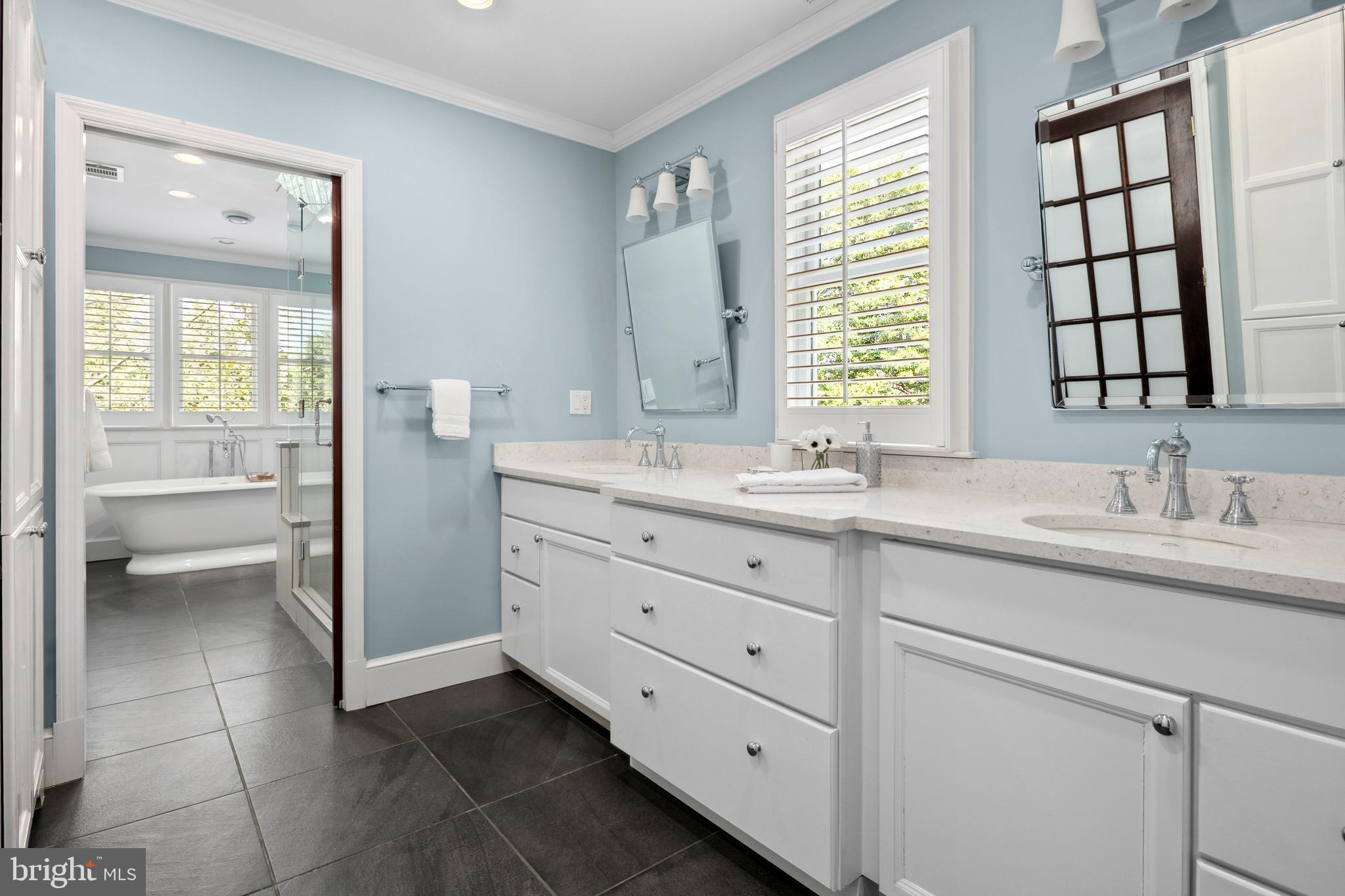 1881 N HIGHLAND STREET