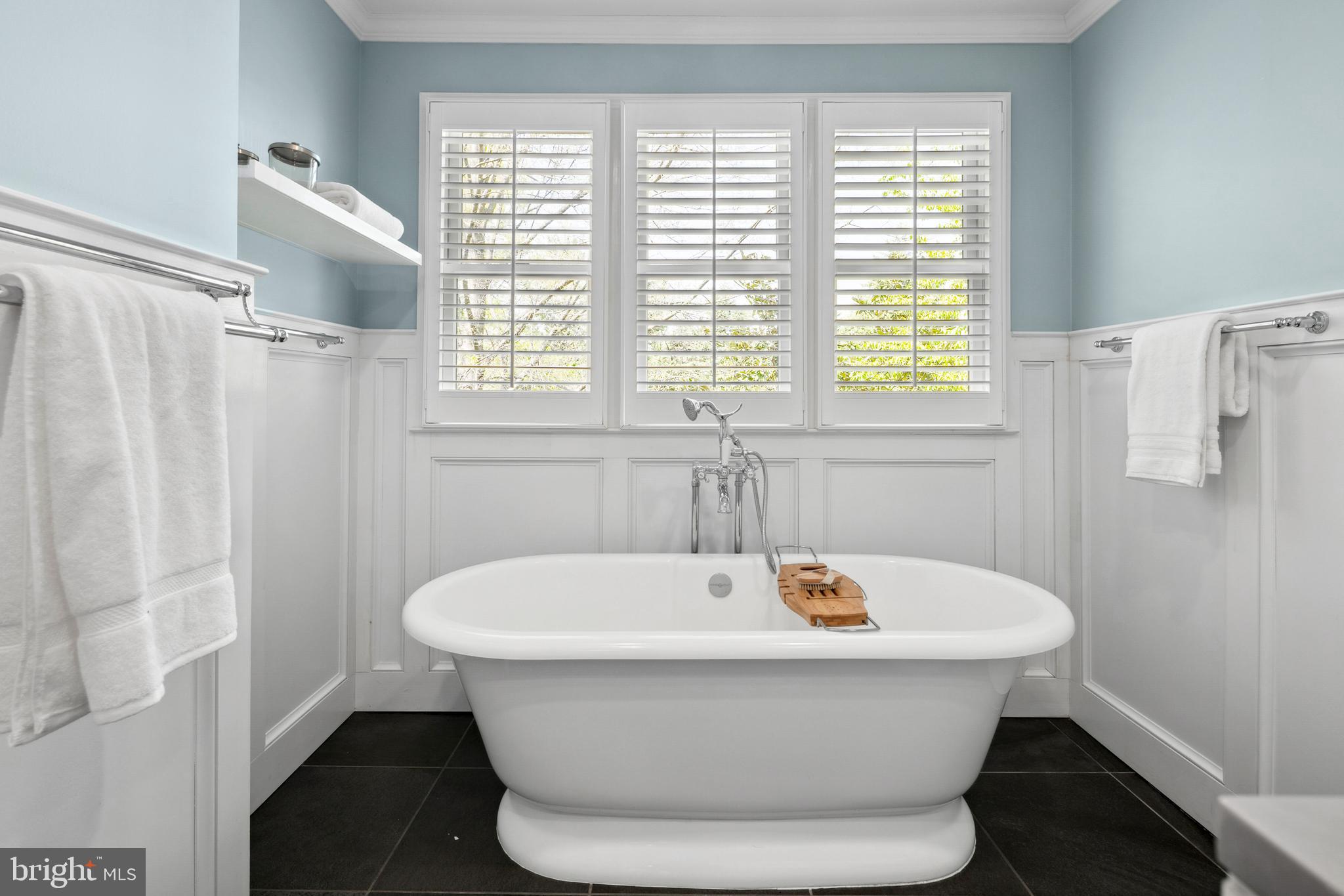 1881 N HIGHLAND STREET