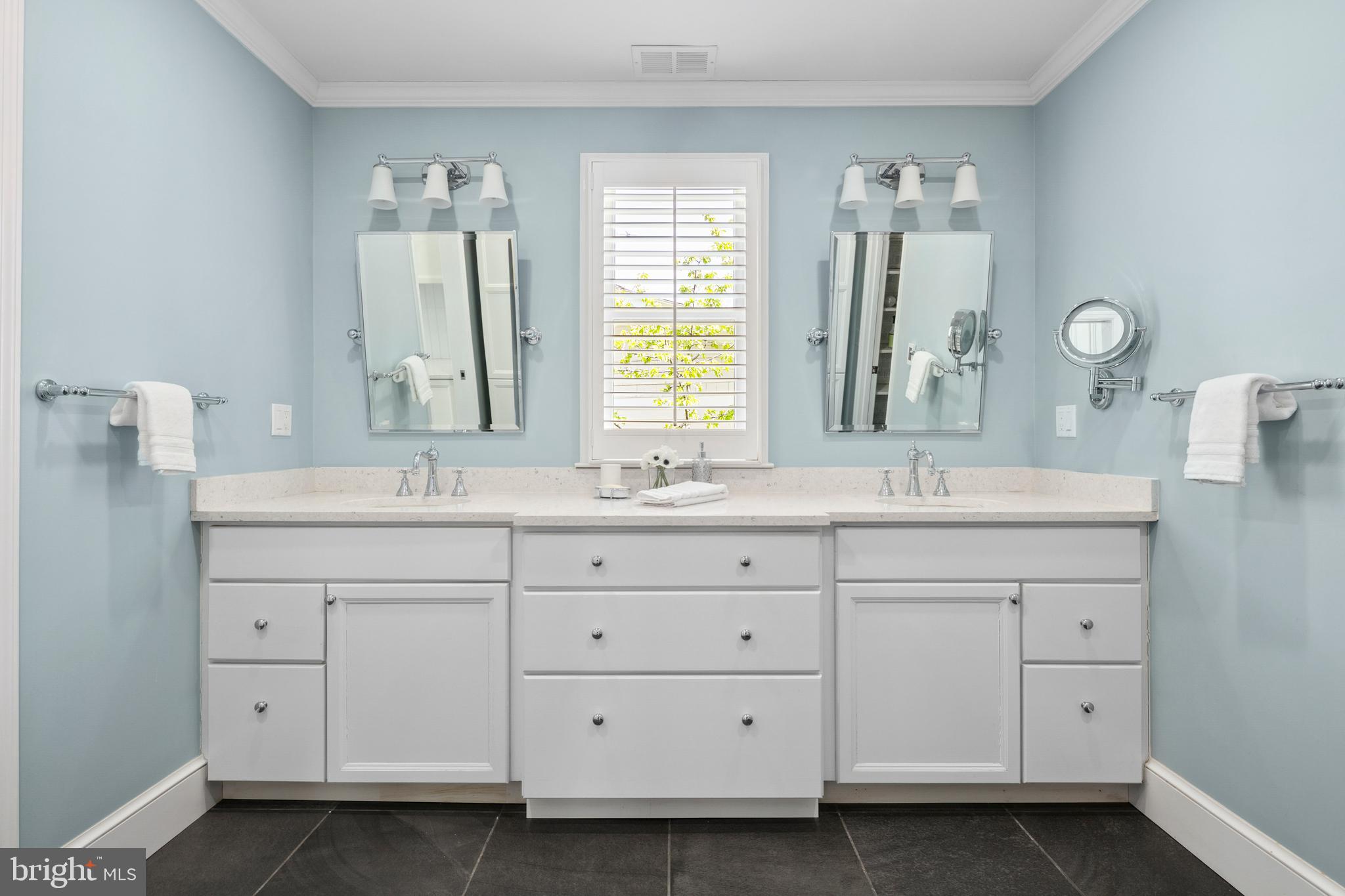 1881 N HIGHLAND STREET