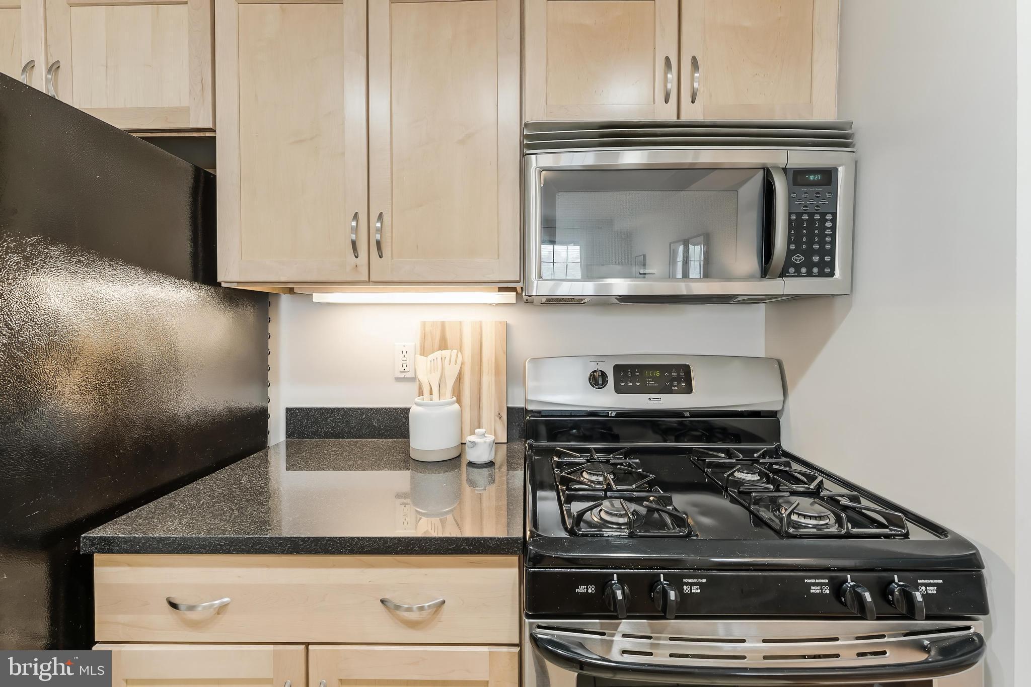 231 N THOMAS STREET 105