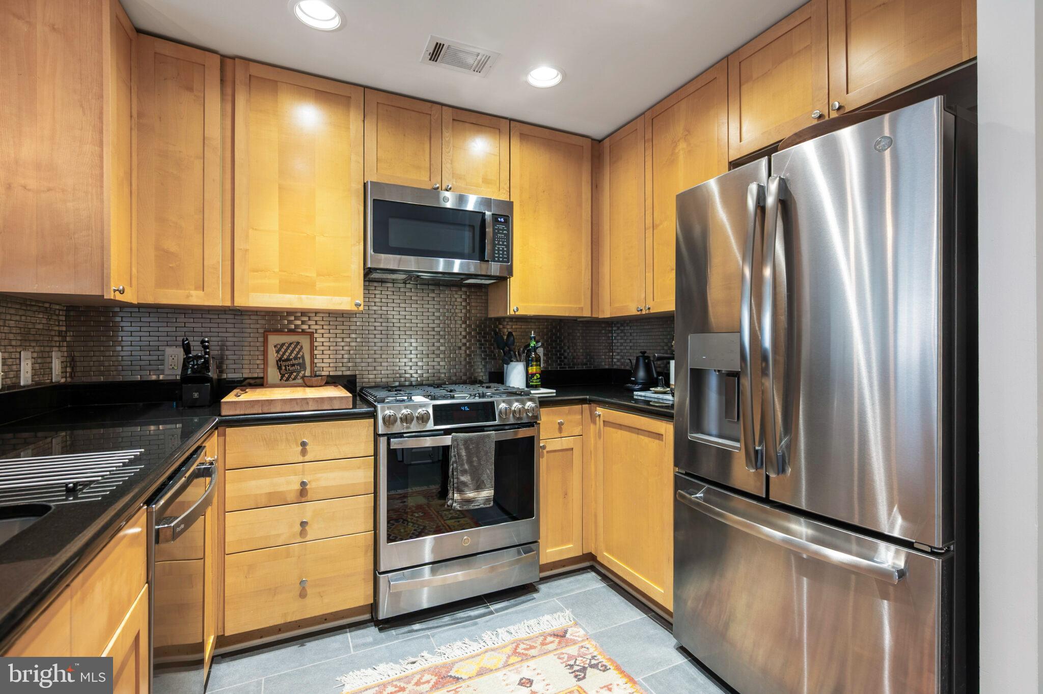 3650 S GLEBE ROAD 450